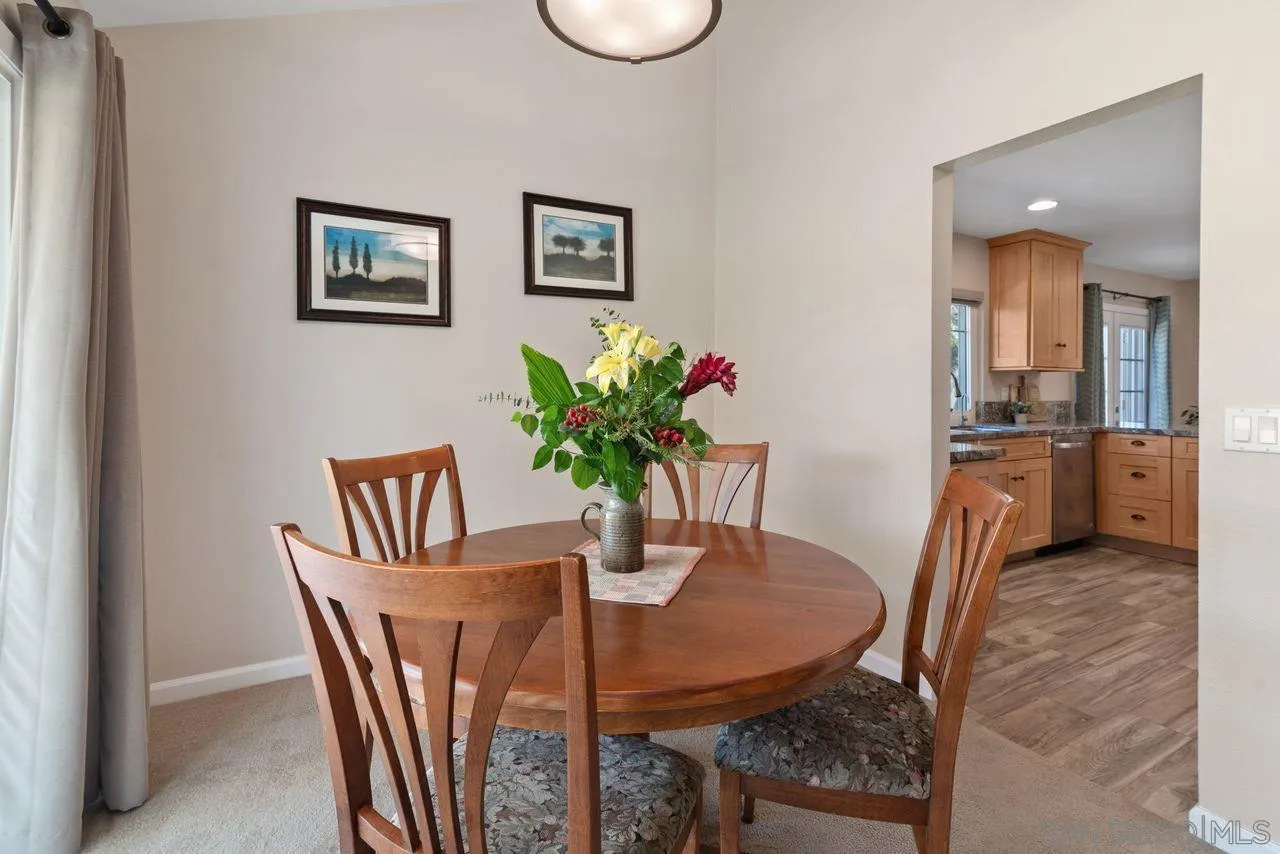 https://cdn.realtyfeed.com/cdn/127/250038041/f8058d3a867180f266d6912eafe2cd00.webp