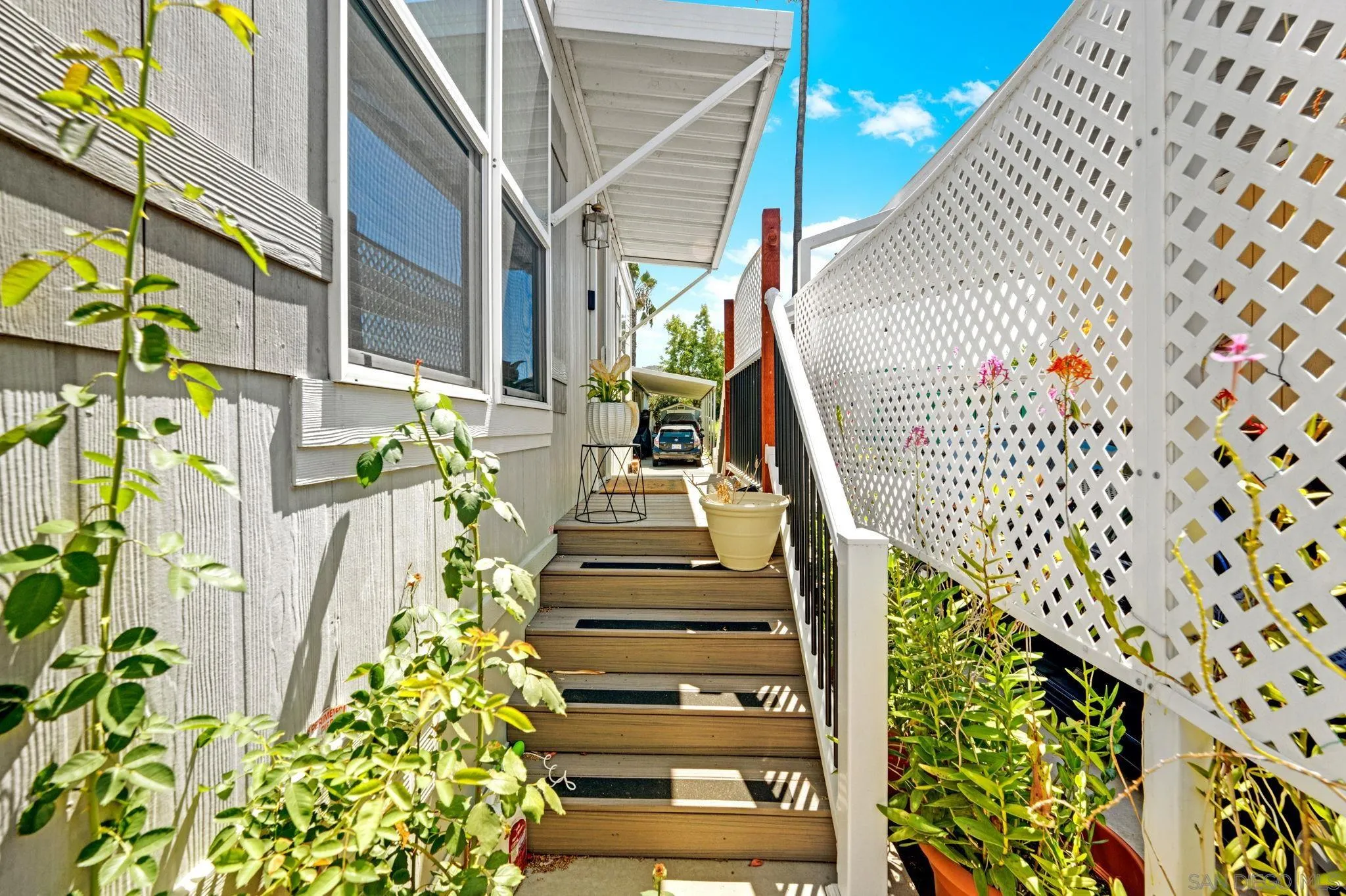 https://cdn.realtyfeed.com/cdn/127/250038046/2c70c313828aaa9b572ad2d51799488c.webp