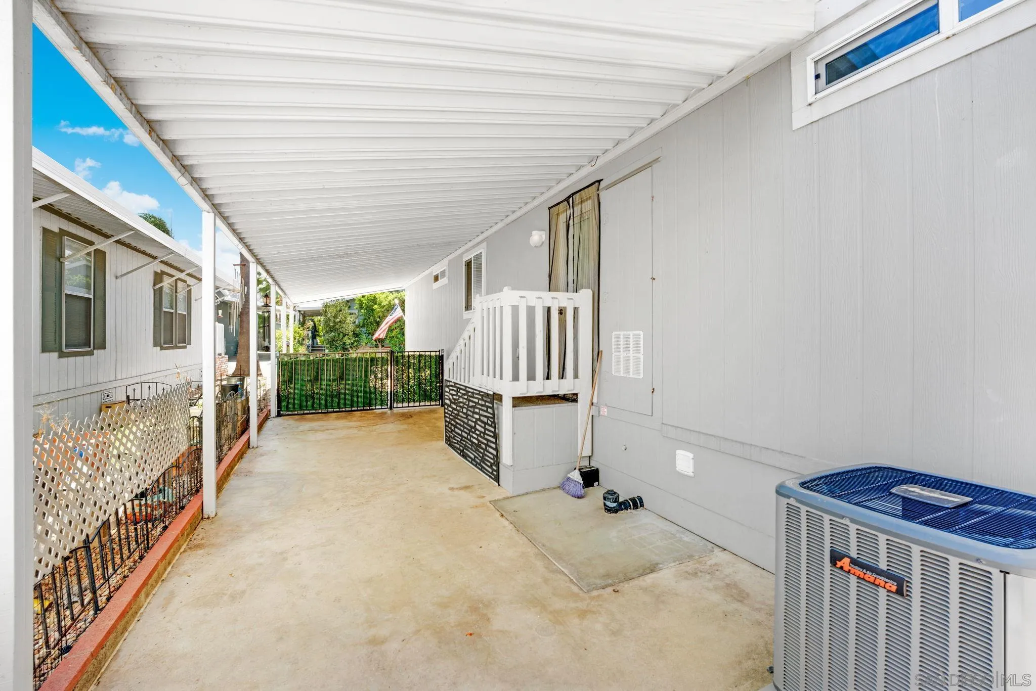 https://cdn.realtyfeed.com/cdn/127/250038046/7baf6b0277dd8b963056d395bdd99456.webp