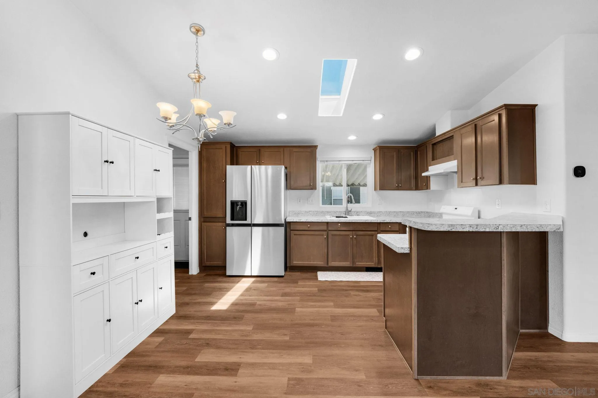 https://cdn.realtyfeed.com/cdn/127/250038046/ab4c75e5c029ab8d8bb562c346536eec.webp