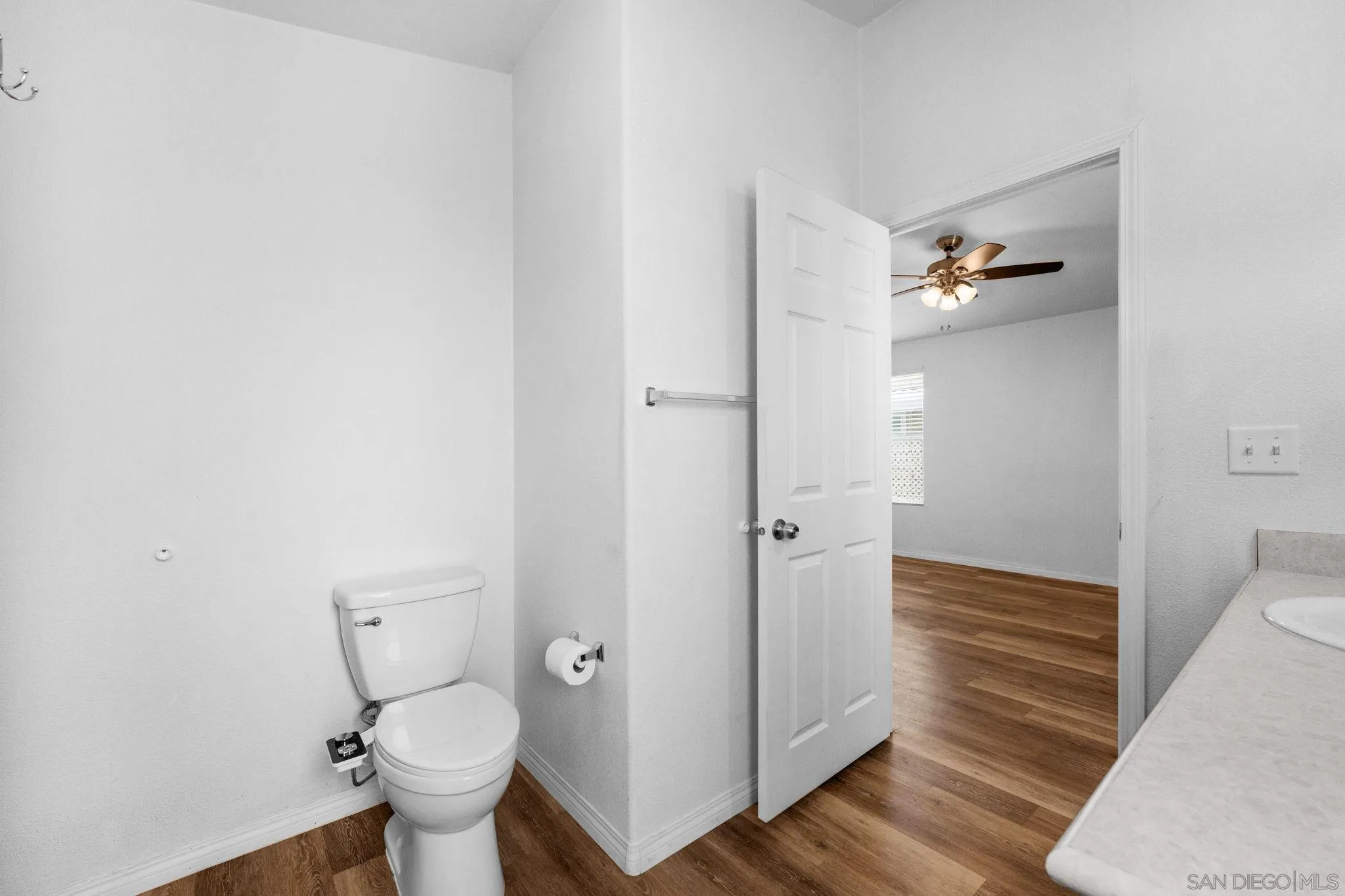 https://cdn.realtyfeed.com/cdn/127/250038046/bdc7c1d8fd560e5986d3d8fc26305085.webp