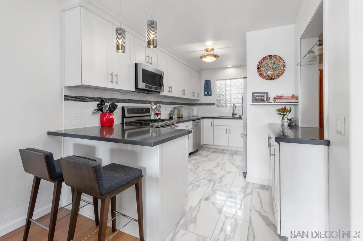 https://cdn.realtyfeed.com/cdn/127/250038047/144ccd7d954cbb16f74ea2ae3e8c97c5.webp