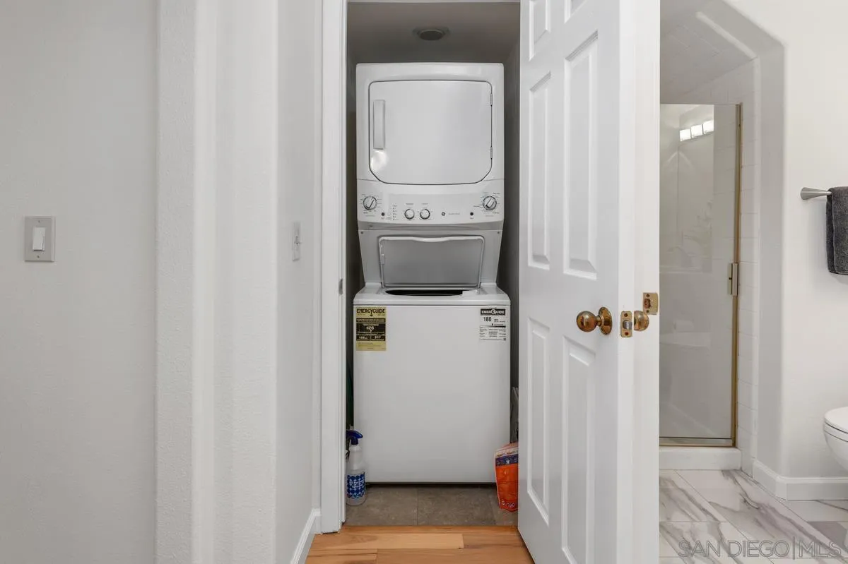 https://cdn.realtyfeed.com/cdn/127/250038047/bbd42e77a04bb591f7b2b4597d07e829.webp