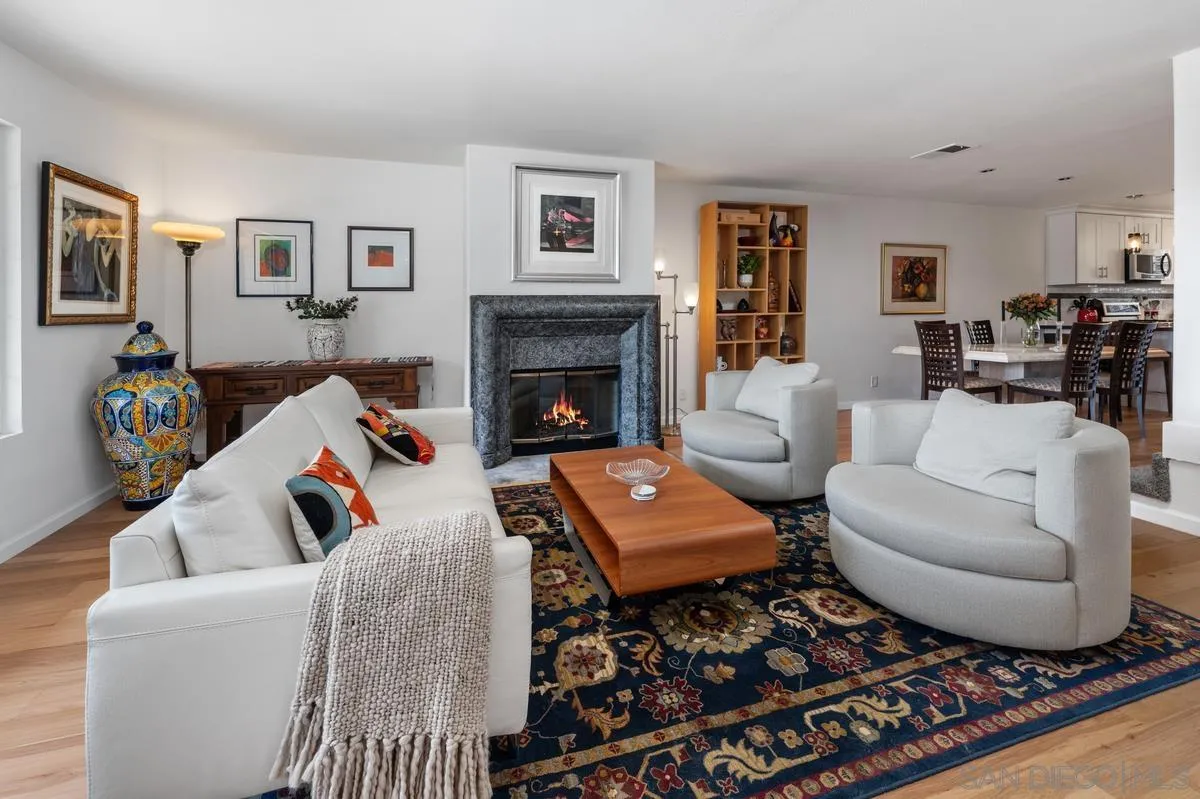 https://cdn.realtyfeed.com/cdn/127/250038047/c8b2d8b0b3c656076077d0e897ed42b6.webp