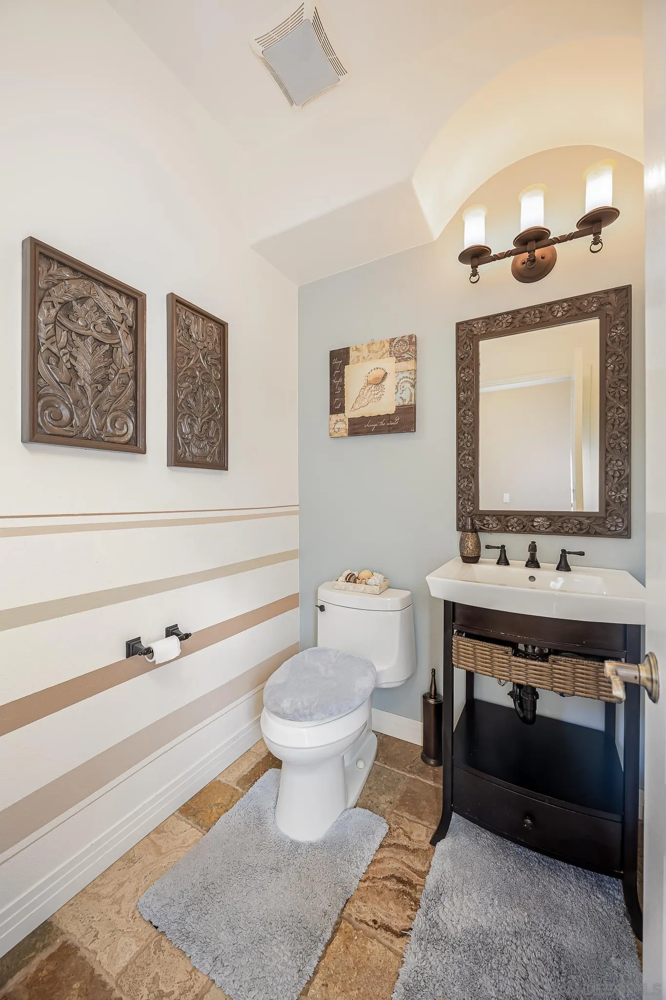 https://cdn.realtyfeed.com/cdn/127/250038053/55c5127269290c7ee1acd971912b2677.webp