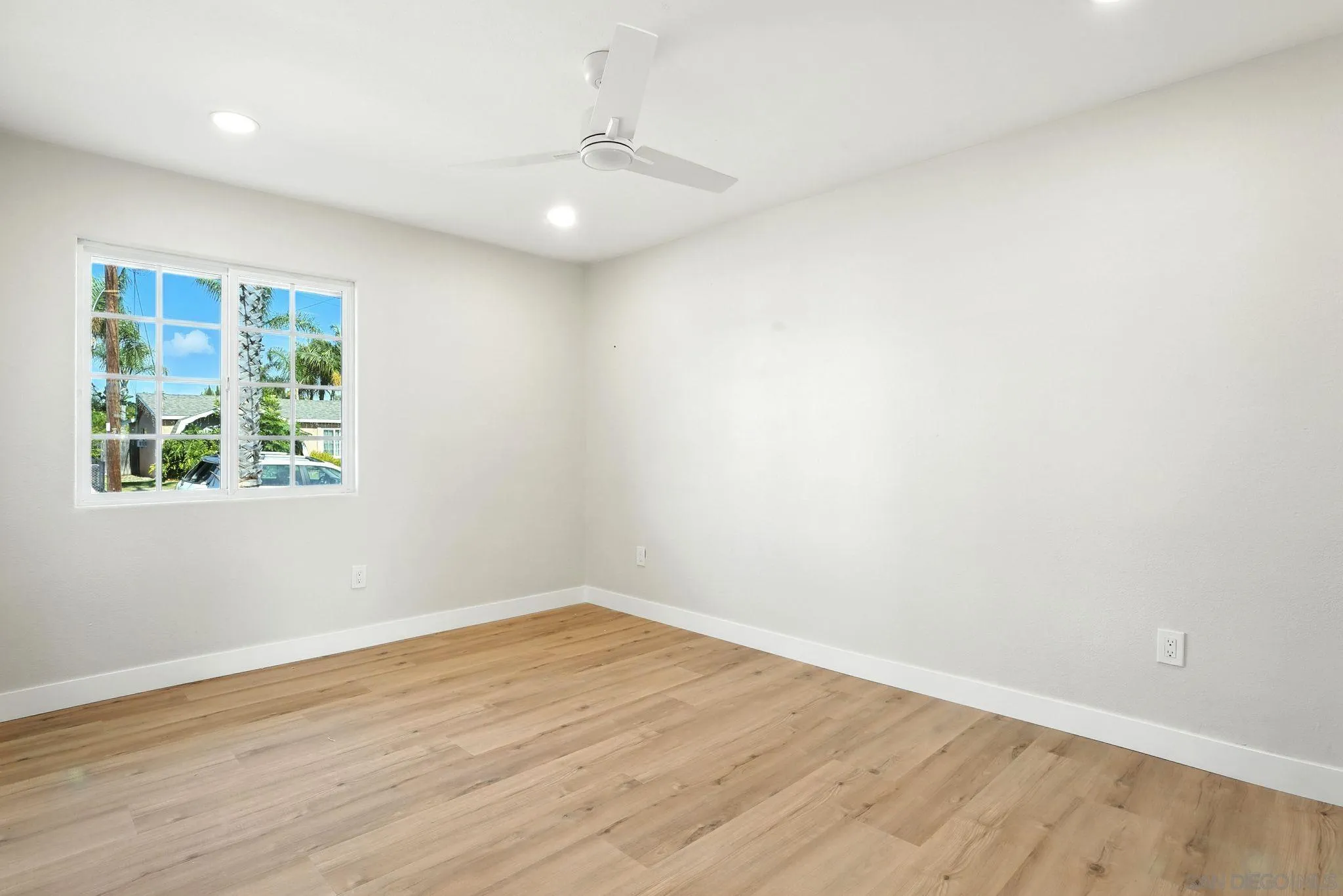 https://cdn.realtyfeed.com/cdn/127/250038059/518fbf54f7c798db0eece56cc1de6b12.webp