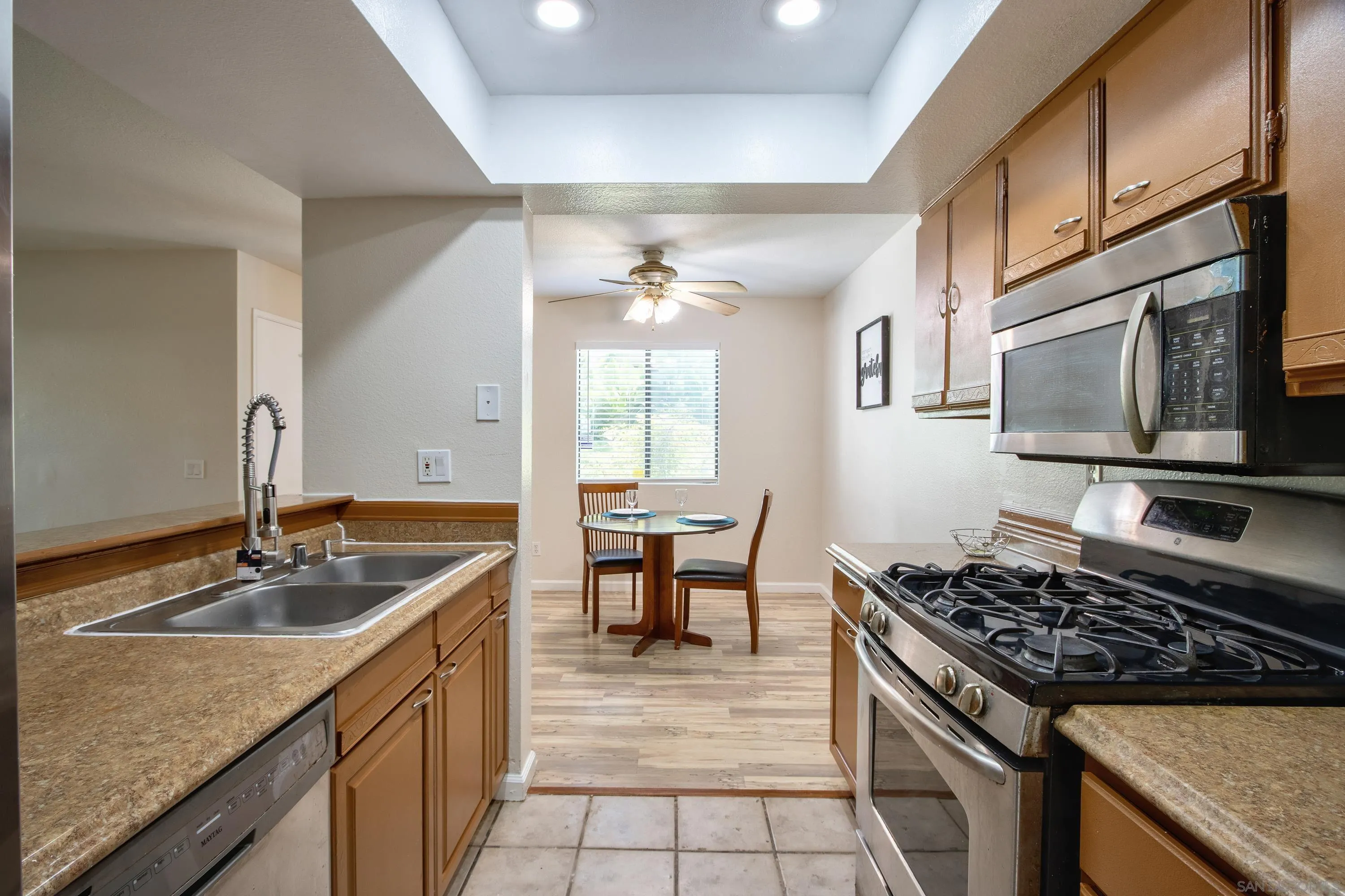 https://cdn.realtyfeed.com/cdn/127/250038060/2045305587fb933141fb439939217f7f.webp