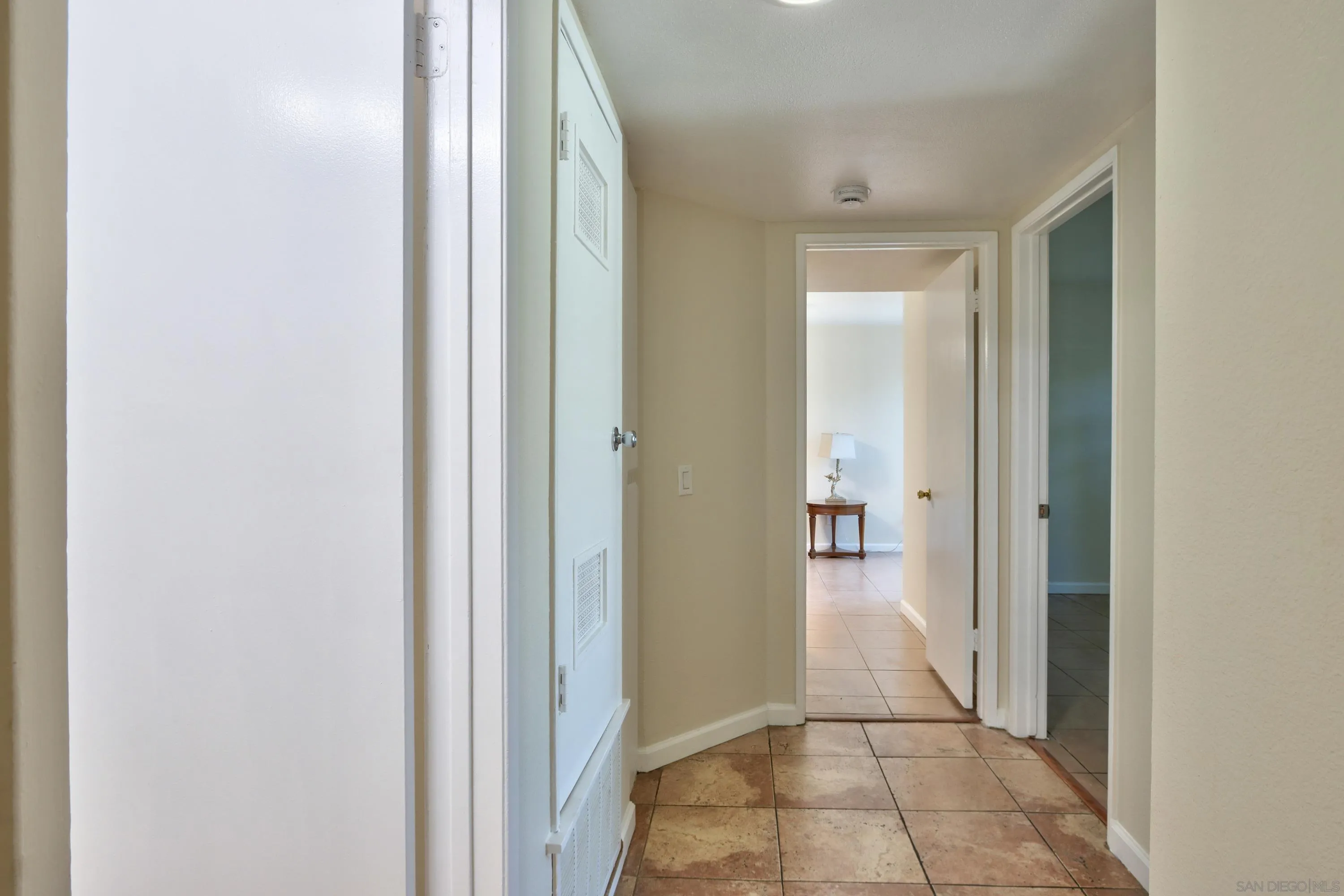 https://cdn.realtyfeed.com/cdn/127/250038060/c5adcc26b5aca339a47b3c7e3849a67c.webp