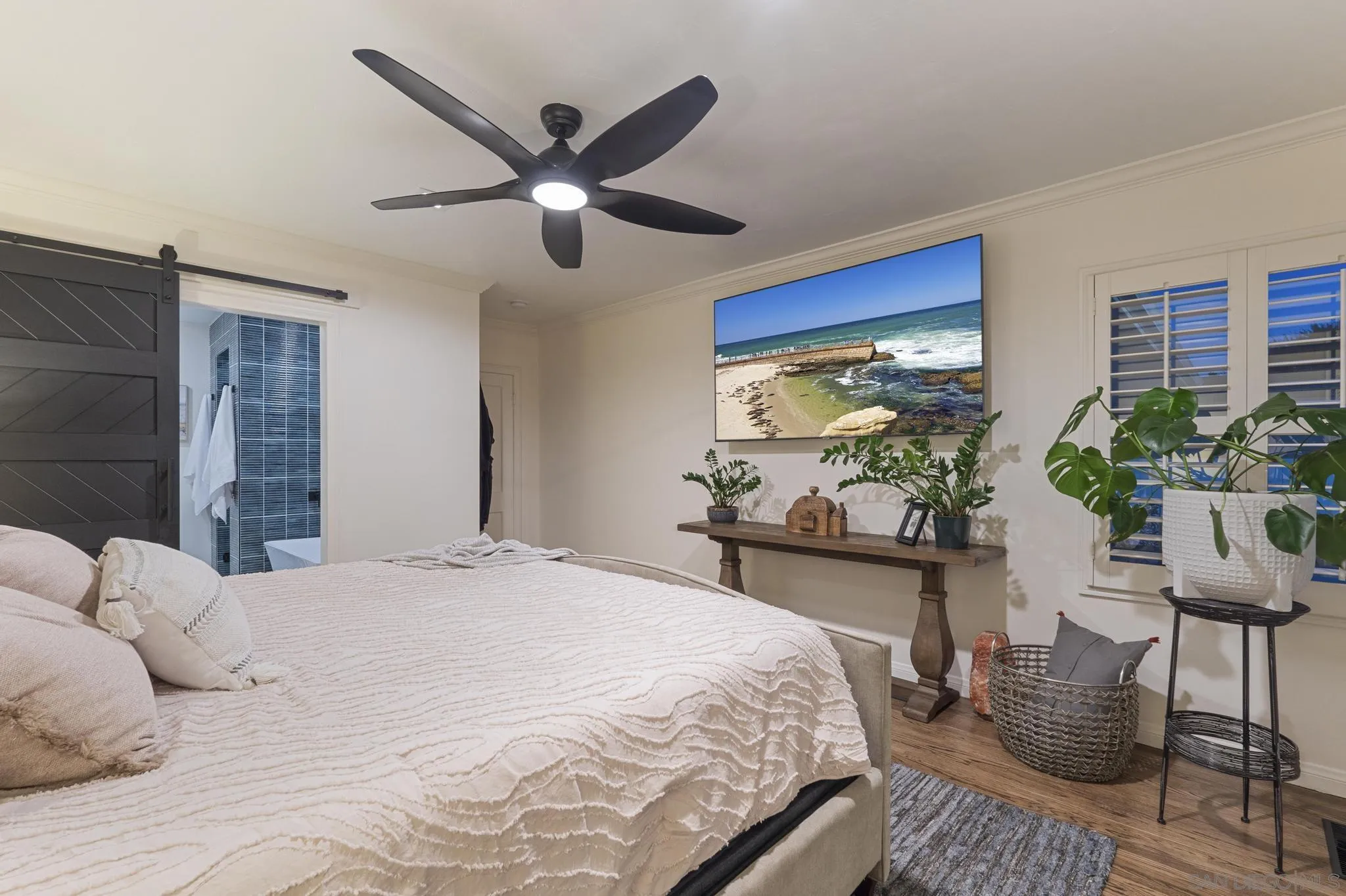 https://cdn.realtyfeed.com/cdn/127/250038061/4041afad7796171199a085e1995cea19.webp