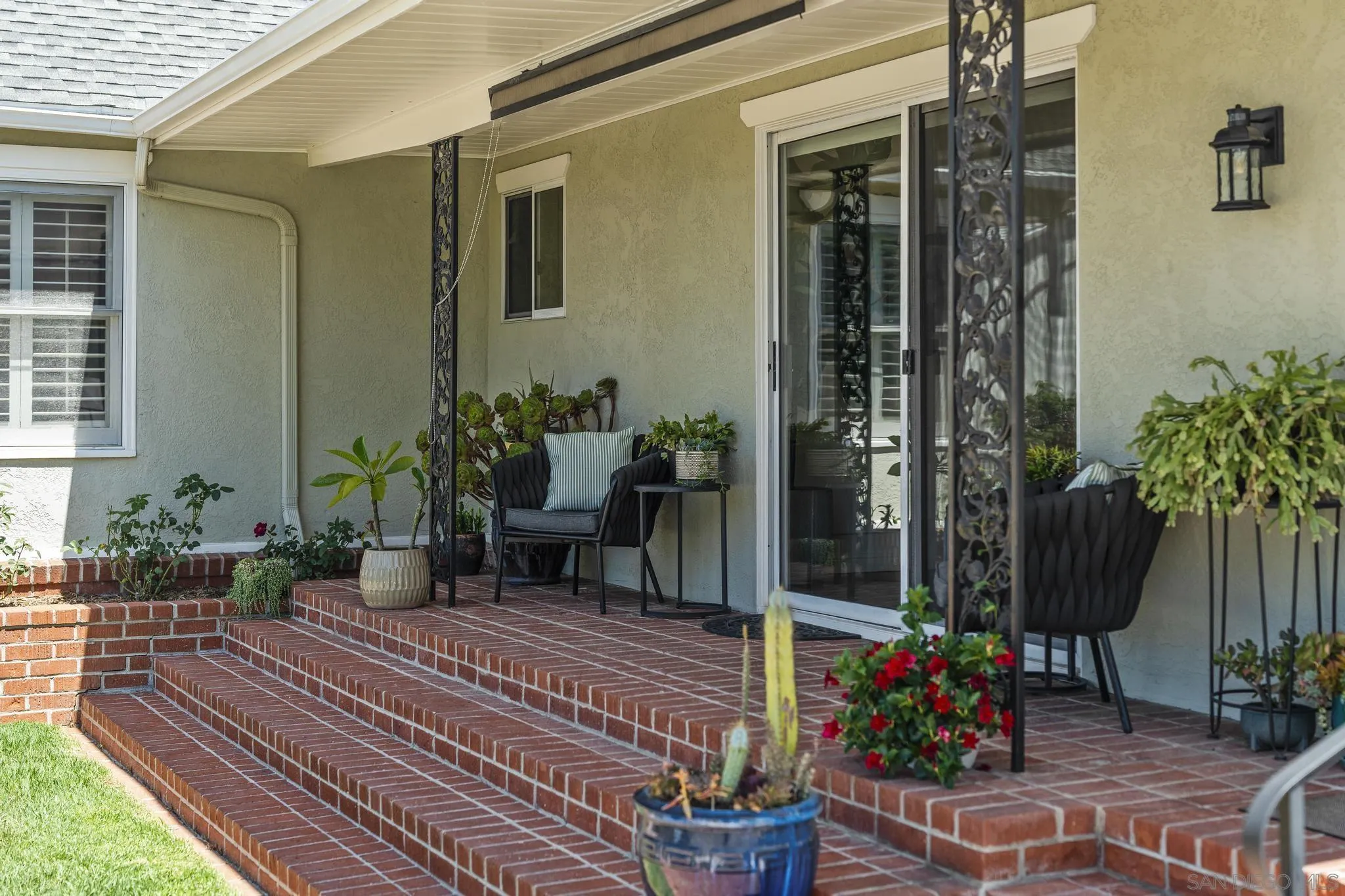 https://cdn.realtyfeed.com/cdn/127/250038061/86051cc75840ac75eb61d0c4df20b70e.webp