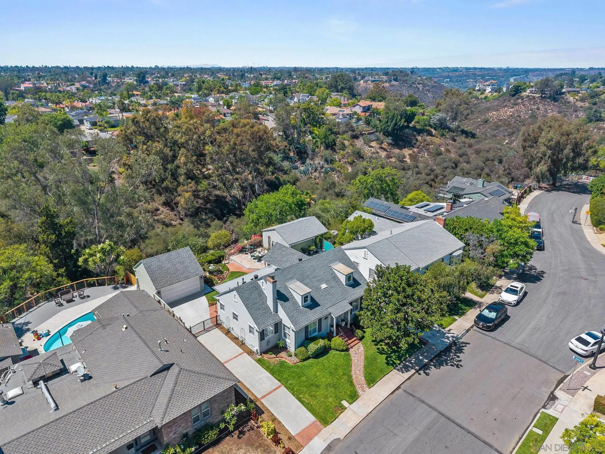 https://cdn.realtyfeed.com/cdn/127/250038061/c79ba230a6a13f65059b7a3406efbb58.webp