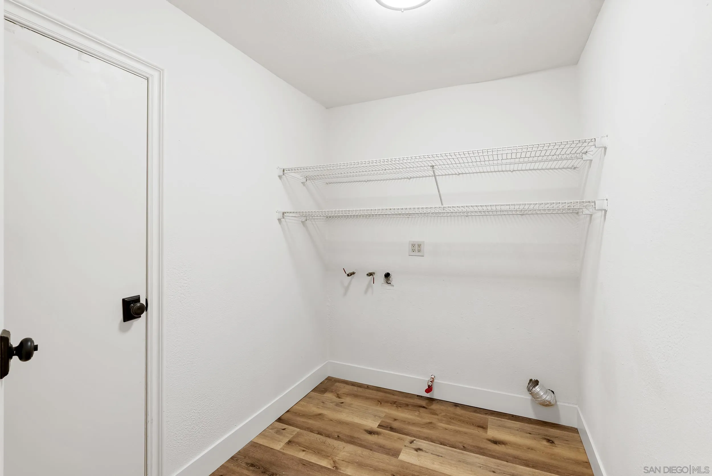 https://cdn.realtyfeed.com/cdn/127/250038072/67d48ef41e1b7dd2baf985896f01fefa.webp