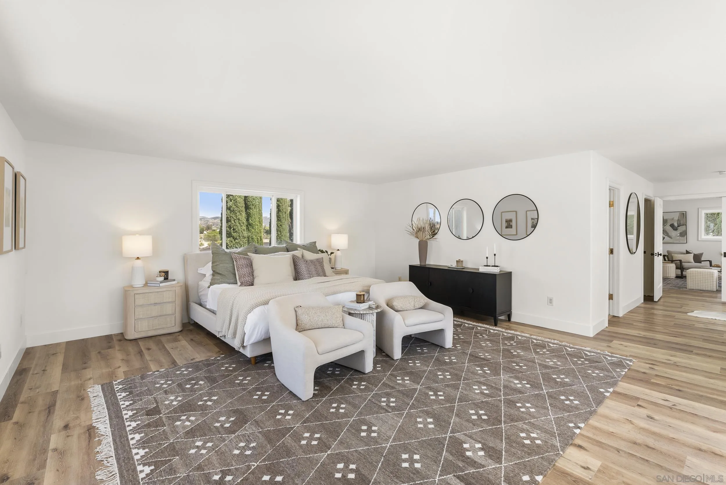 https://cdn.realtyfeed.com/cdn/127/250038072/b812c11686bf4015c05ca0a33b443ebd.webp