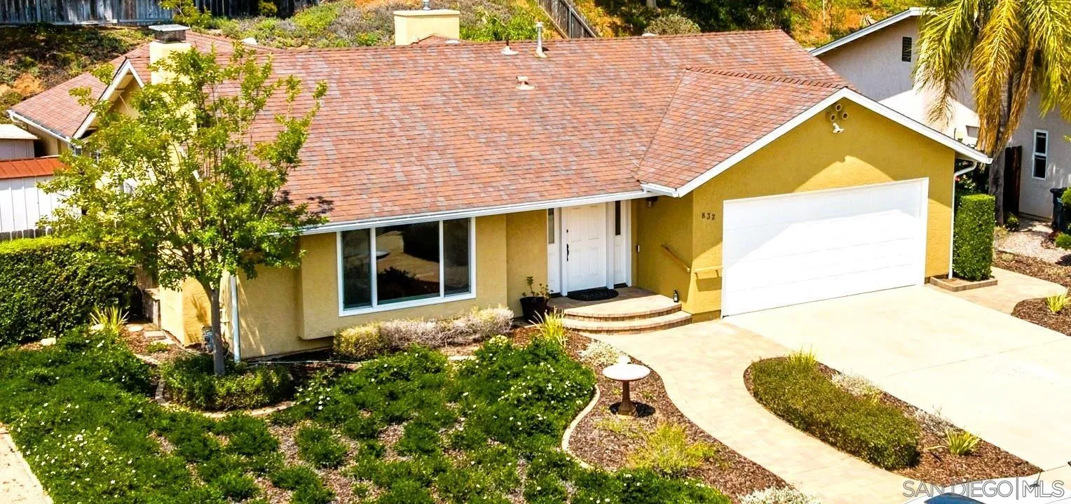 https://cdn.realtyfeed.com/cdn/127/250038075/0ad1b3ca5cebcc990390679acdb60c35.webp