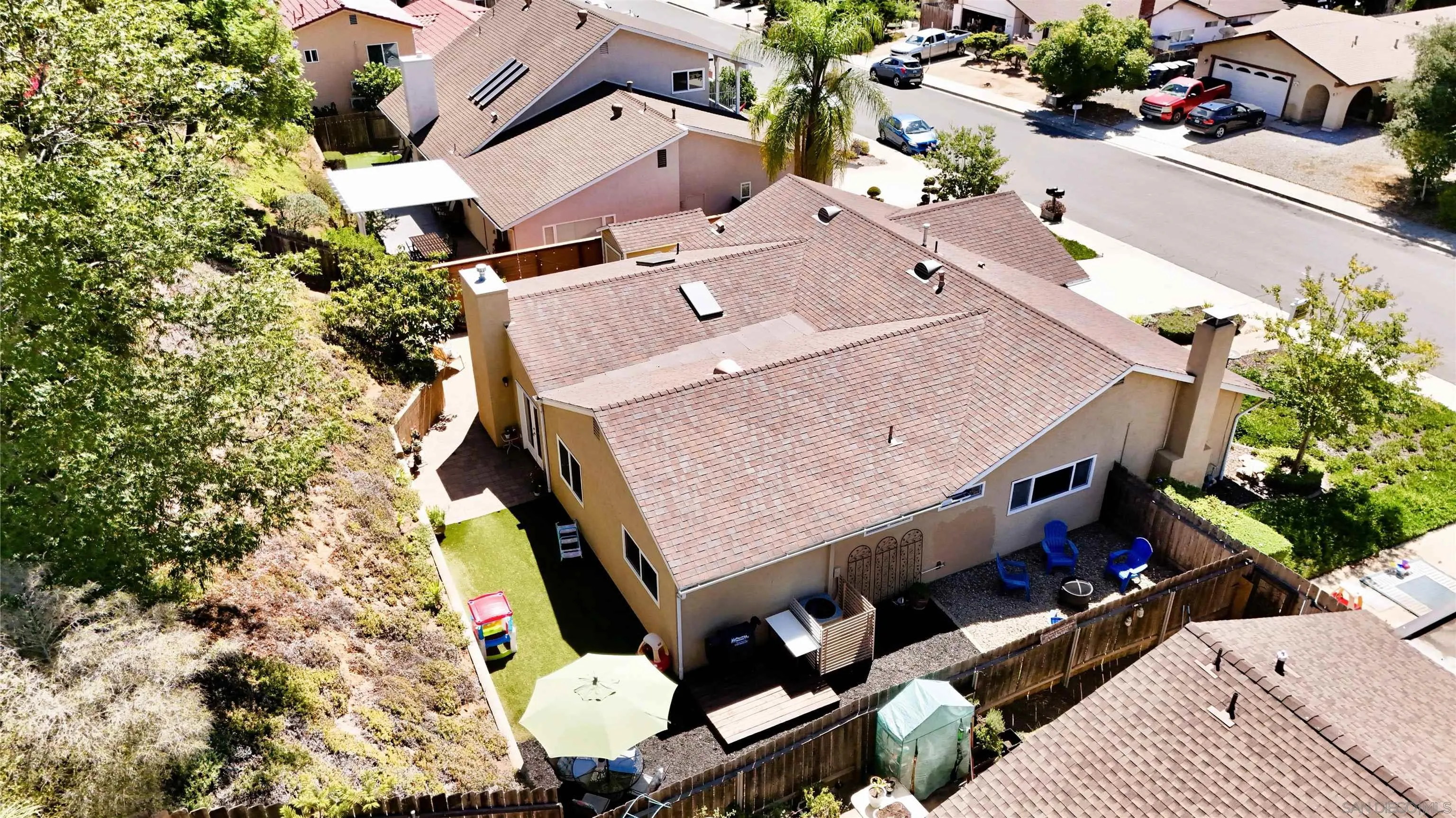 https://cdn.realtyfeed.com/cdn/127/250038075/2ca5447a82d61f79e35cf5804b1b7a40.webp