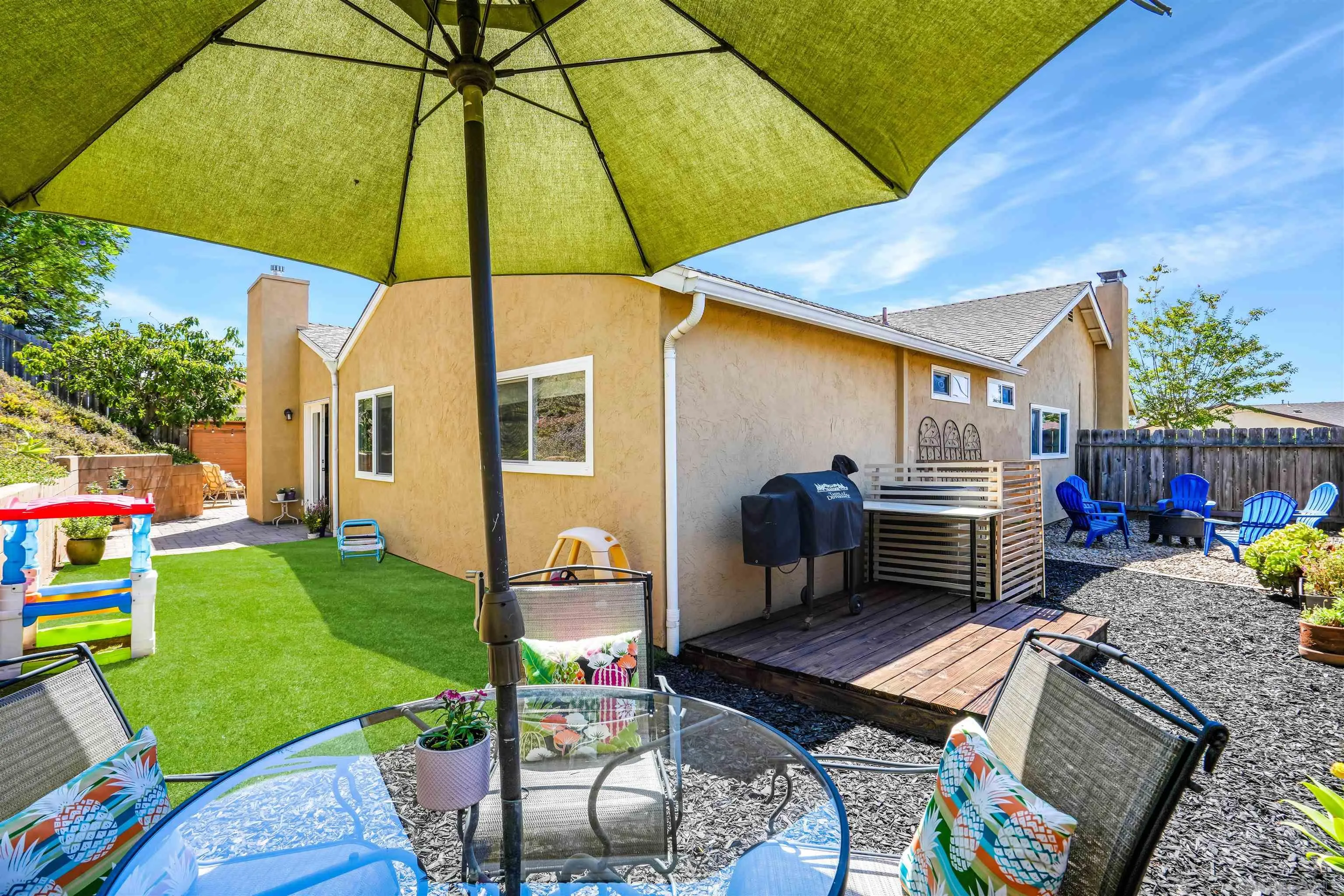 https://cdn.realtyfeed.com/cdn/127/250038075/5a210f15f4c7ef3de801693b2819726a.webp