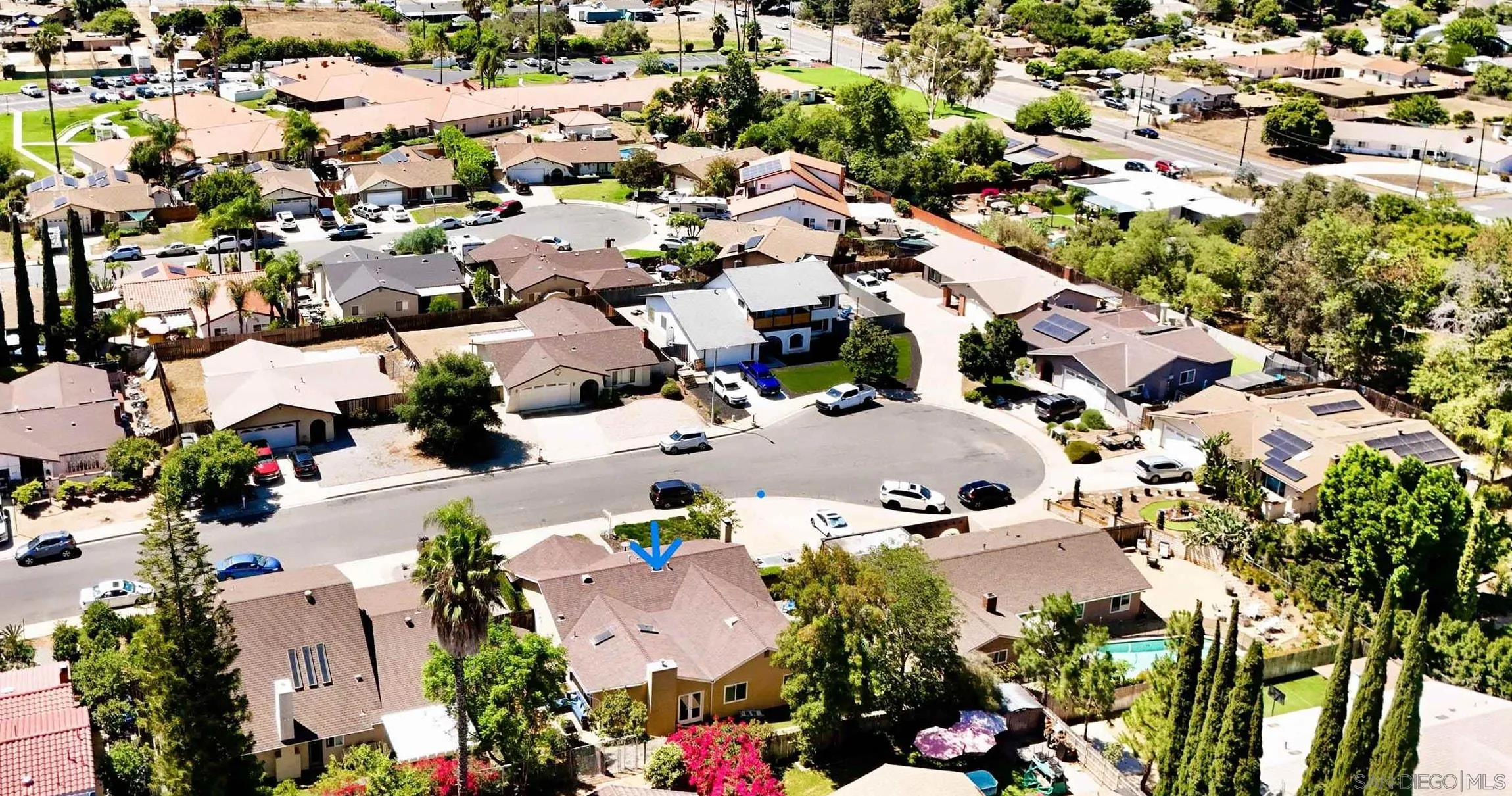 https://cdn.realtyfeed.com/cdn/127/250038075/67ad7194c20c77fd7ee8f7017dadffdc.webp