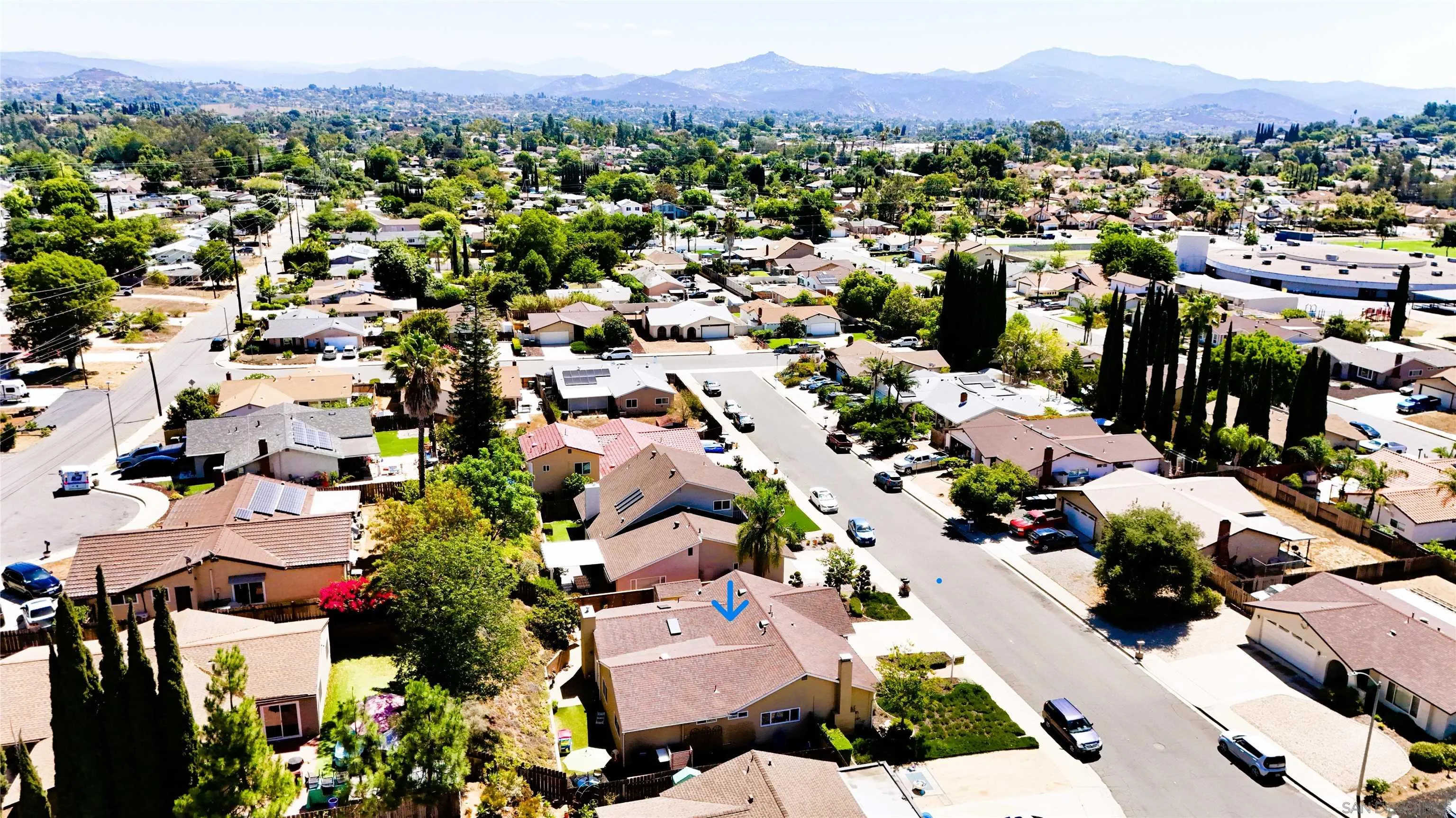 https://cdn.realtyfeed.com/cdn/127/250038075/b2004b7b1e483357b3ba5e4203d8edb5.webp