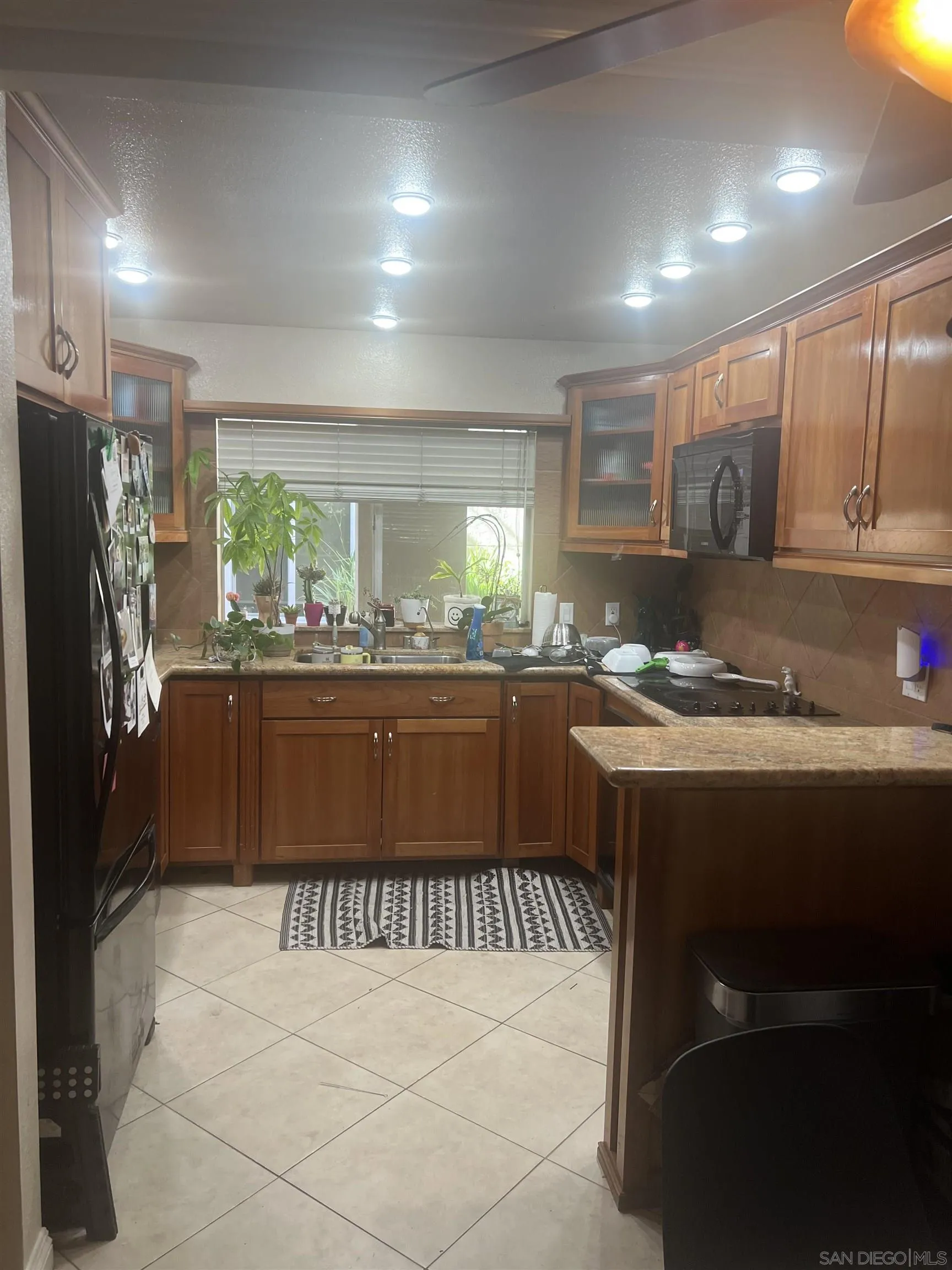 https://cdn.realtyfeed.com/cdn/127/250038080/acf2f3efd3da2e091a8ff366203cea52.webp