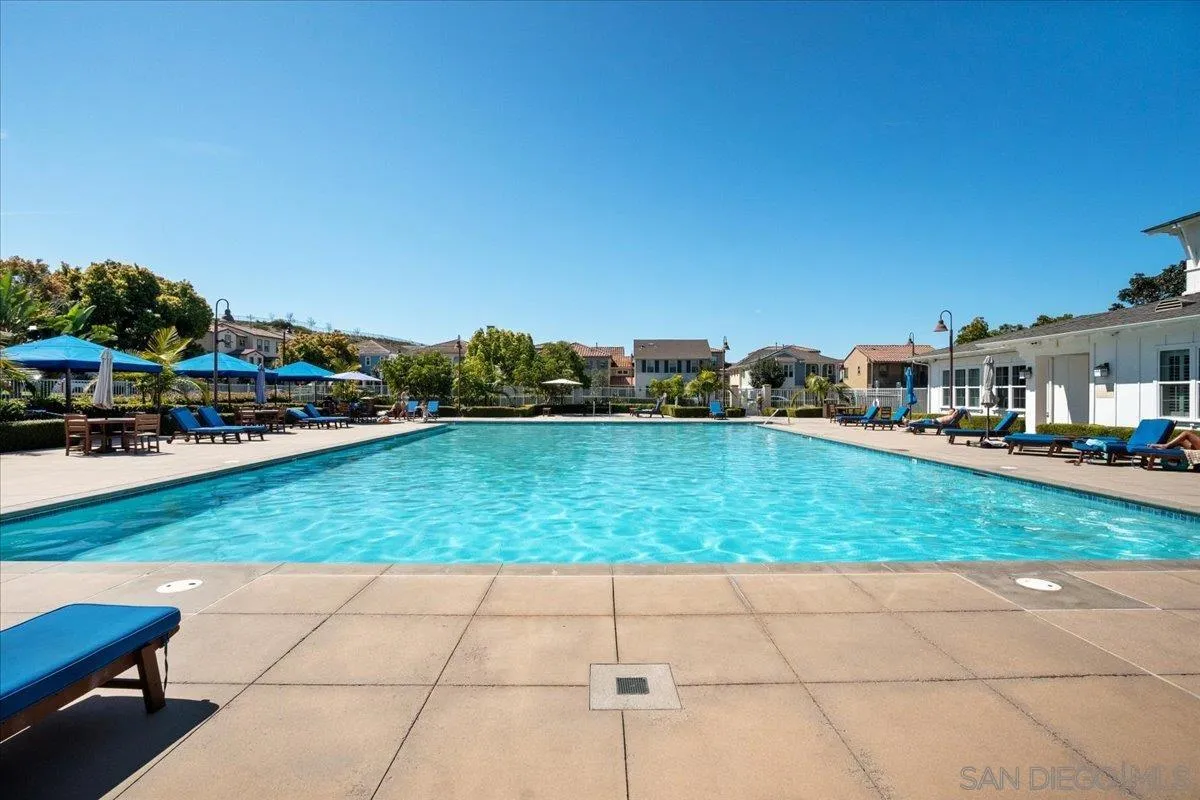 https://cdn.realtyfeed.com/cdn/127/250038081/46e4dfe8ceb17019f0ce61dc3b827b49.webp