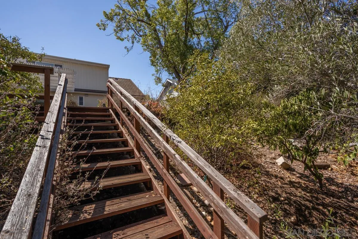 https://cdn.realtyfeed.com/cdn/127/250038083/479d4071f3342082058bb1946cd6294f.webp