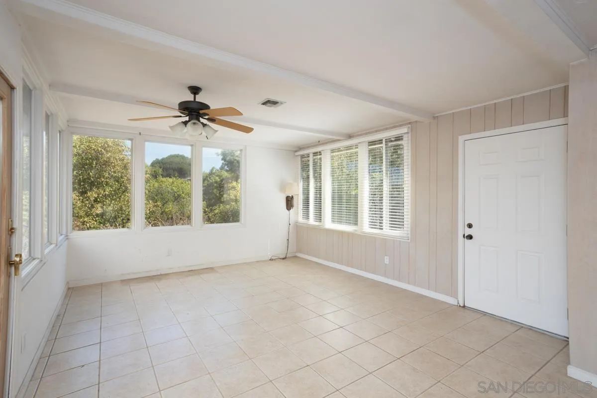 https://cdn.realtyfeed.com/cdn/127/250038083/5b1edc807204595ea330699a617fade6.webp