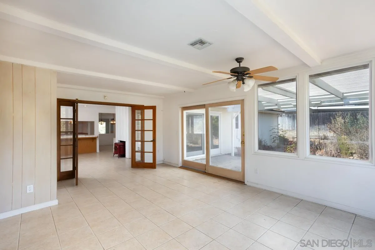 https://cdn.realtyfeed.com/cdn/127/250038083/a9c2e8e66a2ad3b87ee971c63edd1288.webp