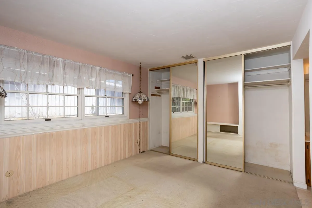 https://cdn.realtyfeed.com/cdn/127/250038083/e9f1194b6b12e0c3ab14ab261e7d1300.webp