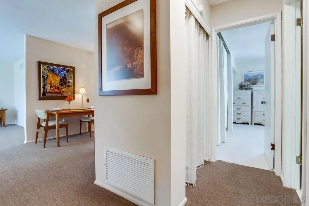 https://cdn.realtyfeed.com/cdn/127/250038086/053ff3944be86178fa90ca0bf9730928.webp