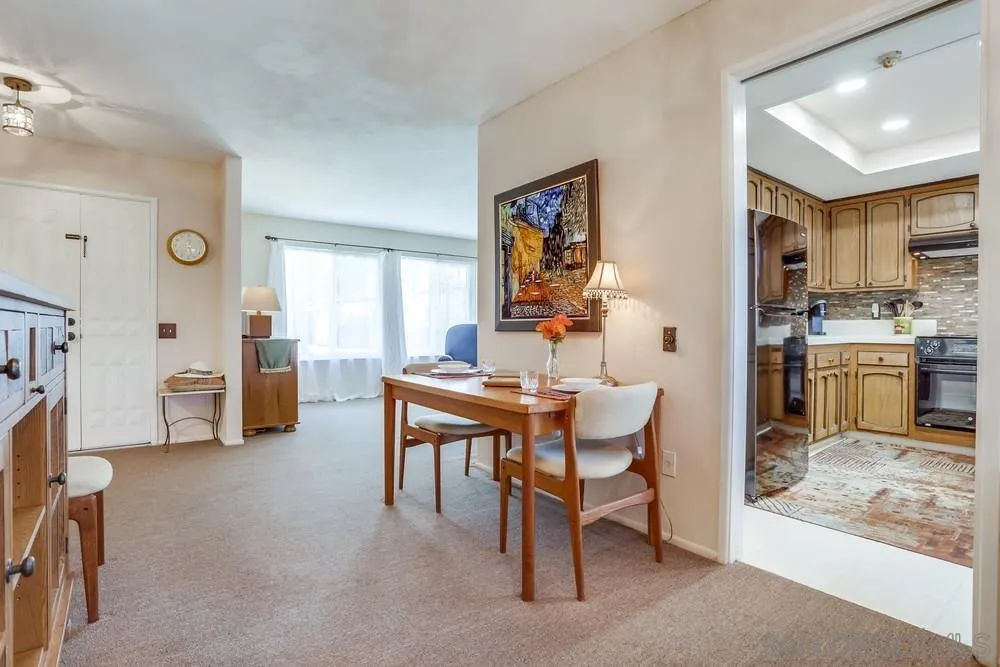 https://cdn.realtyfeed.com/cdn/127/250038086/0dd421660dbb4cb2932aed0fb9081d2a.webp
