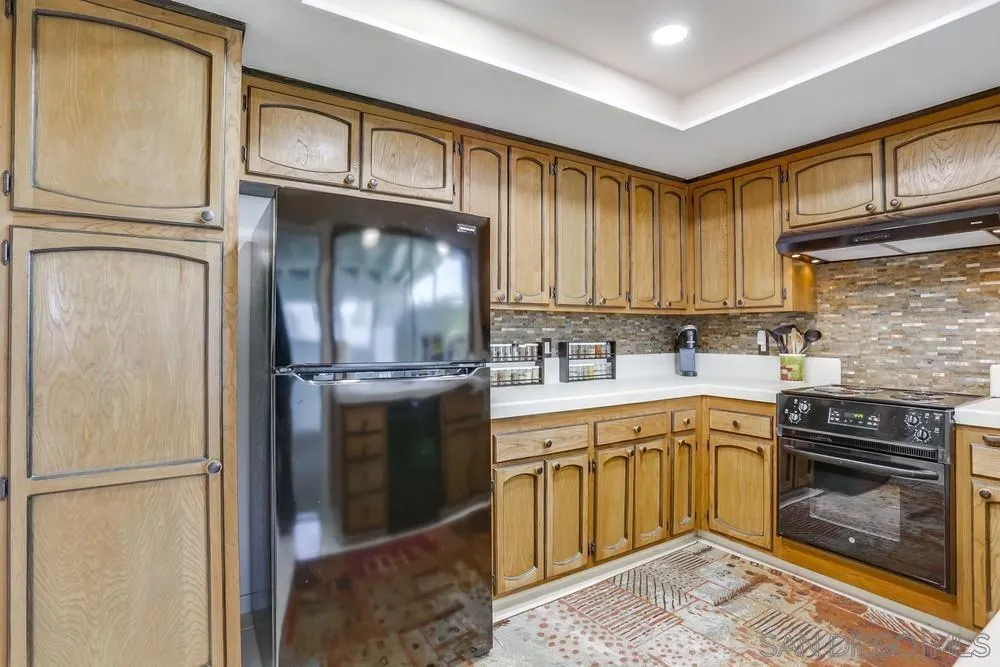 https://cdn.realtyfeed.com/cdn/127/250038086/3dcec5057d20324282593f5409a6fb1d.webp