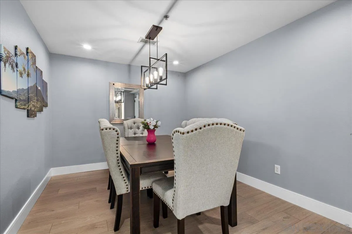 https://cdn.realtyfeed.com/cdn/127/250038089/2e2ef42a52abf5354e7de63a15690070.webp
