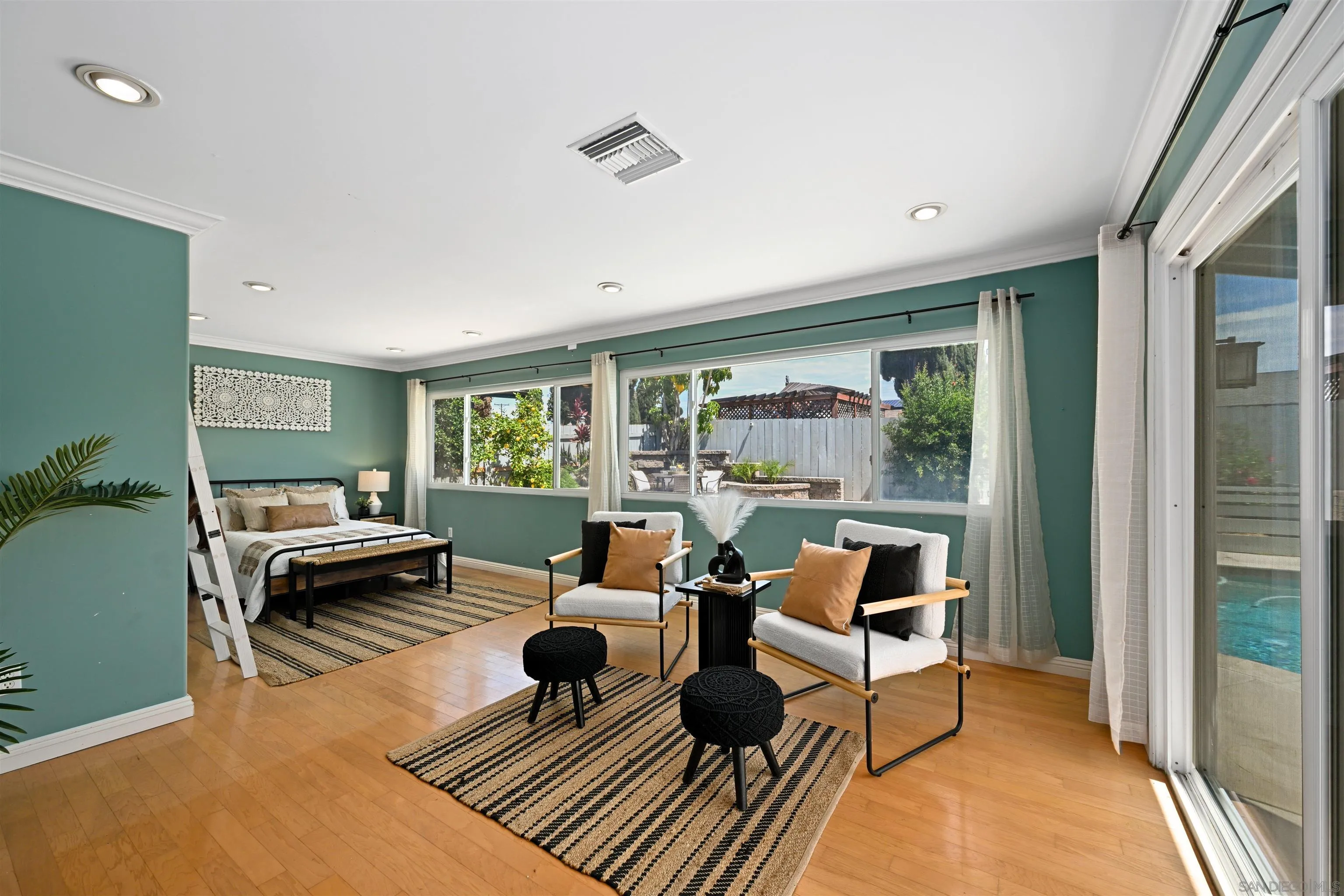 https://cdn.realtyfeed.com/cdn/127/250038090/4f98e779c3817a2eb6fc24d681c2607b.webp