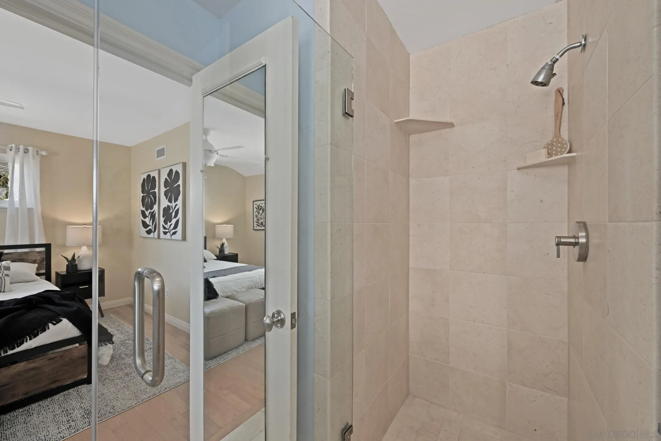 https://cdn.realtyfeed.com/cdn/127/250038090/e273bfab0c9ba80af2f4ceba91d53e6d.webp