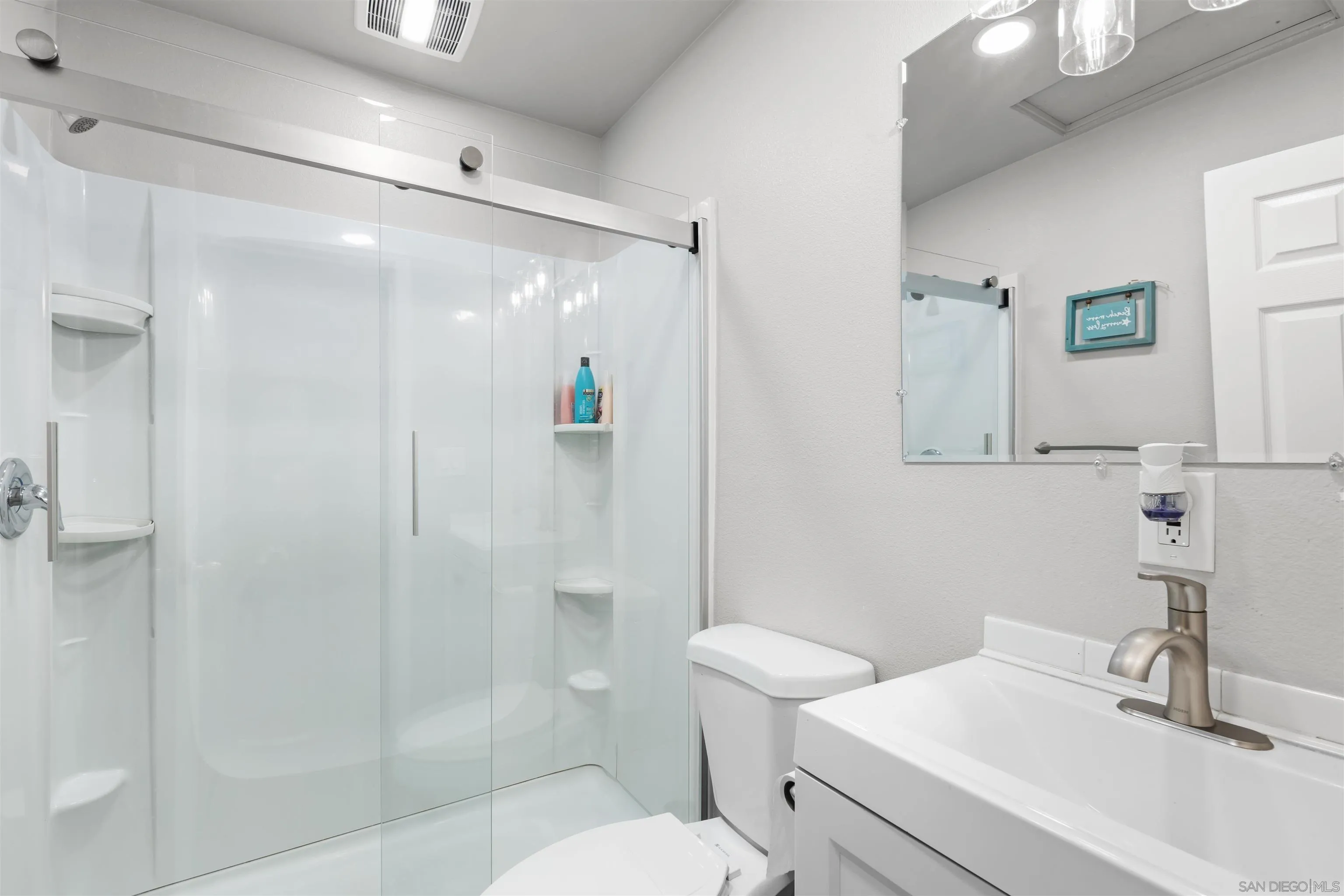 https://cdn.realtyfeed.com/cdn/127/250038091/9064c81131bb11a1b83e5295ead26d21.webp