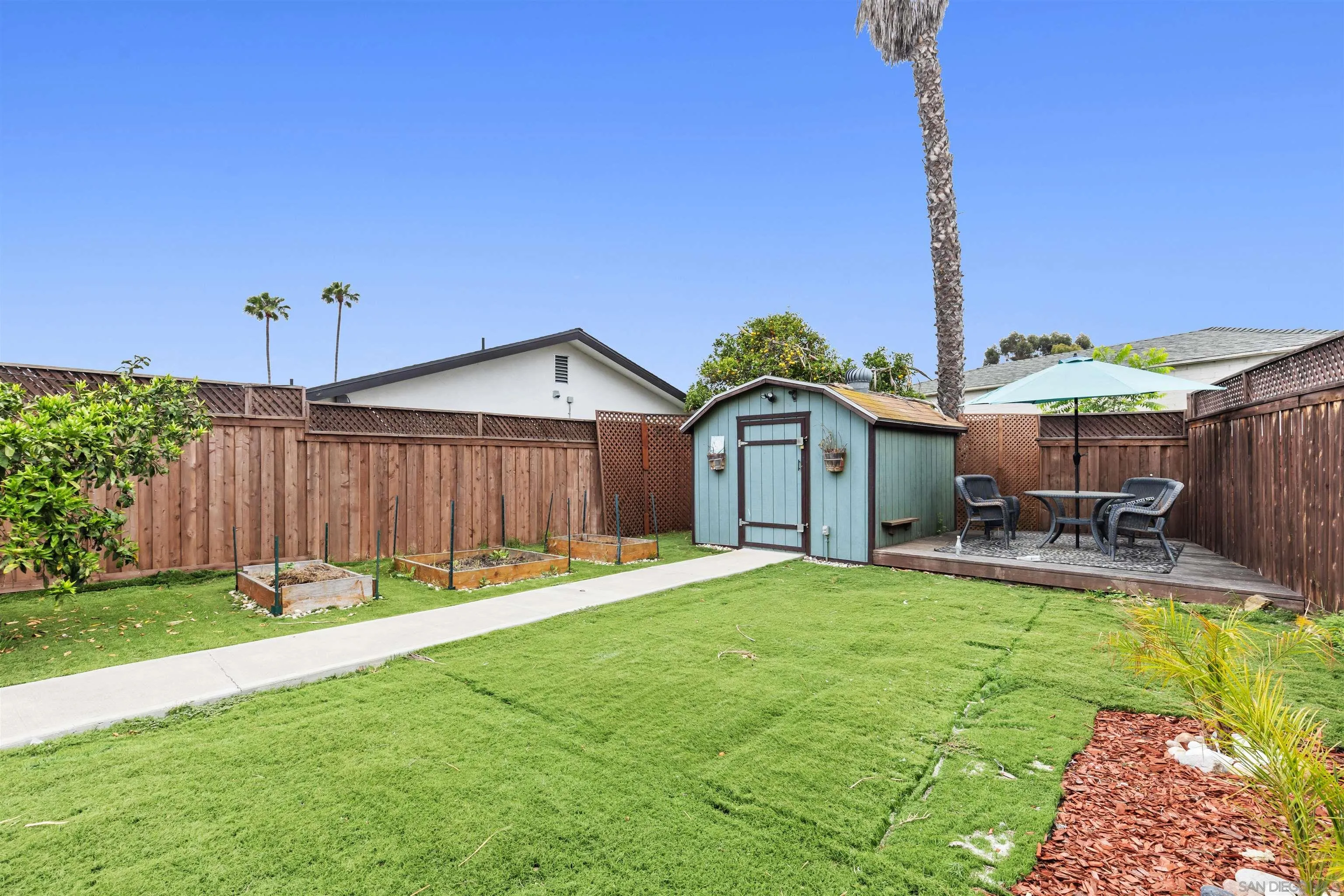 https://cdn.realtyfeed.com/cdn/127/250038091/e945d7ec7cf8c2b4c32af48d80c8218e.webp