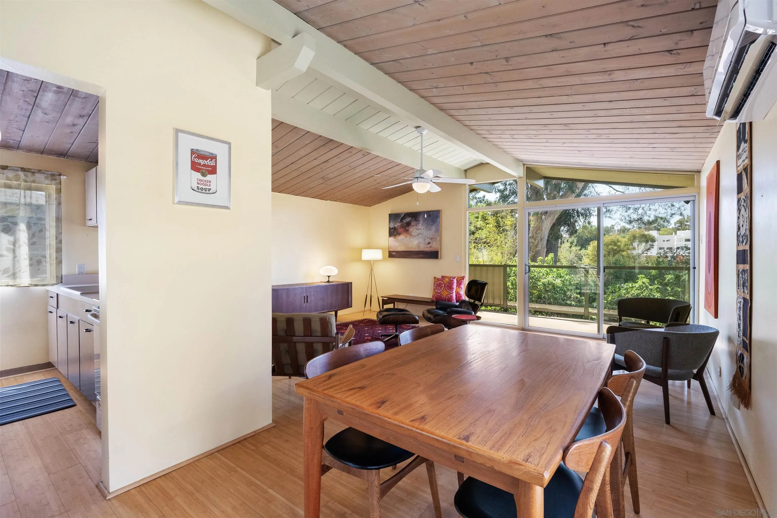 https://cdn.realtyfeed.com/cdn/127/250038093/9d04991cd4909807645421d542ac395a.webp