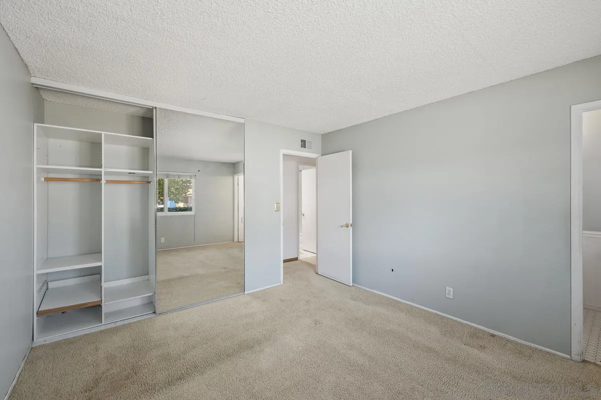 https://cdn.realtyfeed.com/cdn/127/250038095/474bf807f6487f222bfb950a765863d5.webp
