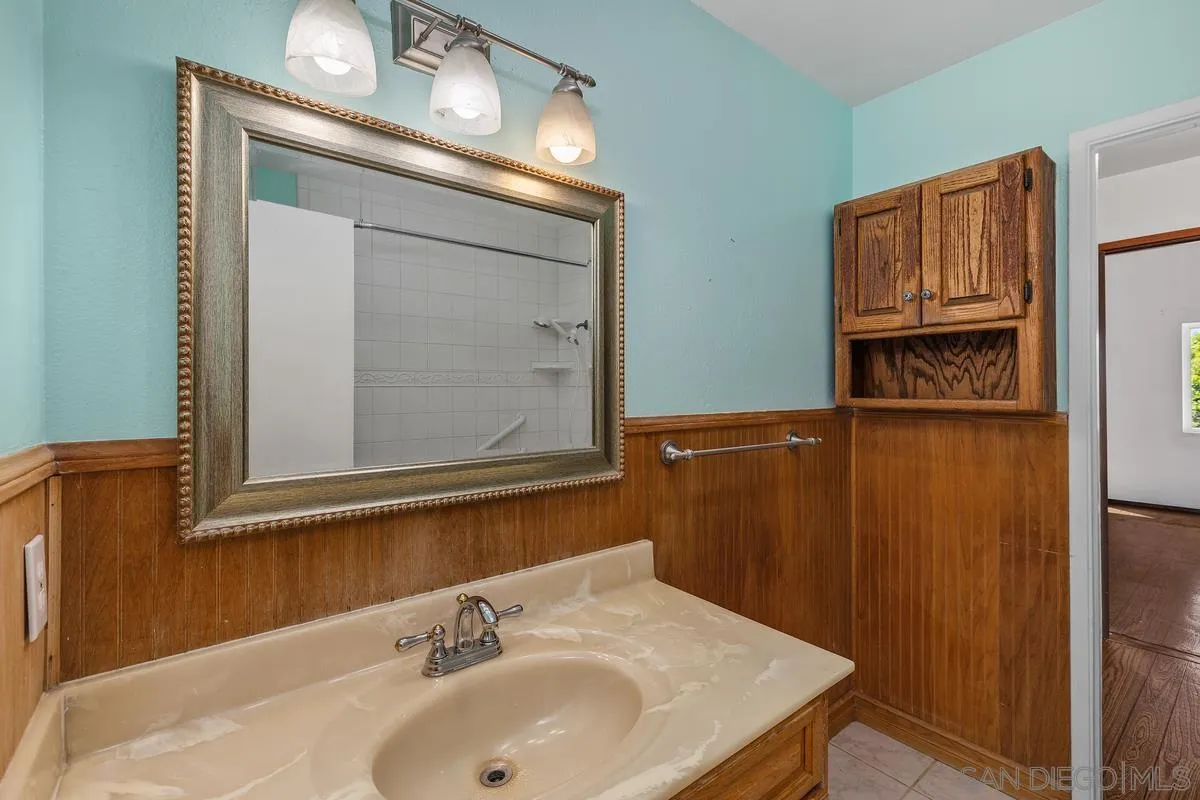 https://cdn.realtyfeed.com/cdn/127/250038095/6c97a61d888ae57fc3adb8c7ed56c319.webp
