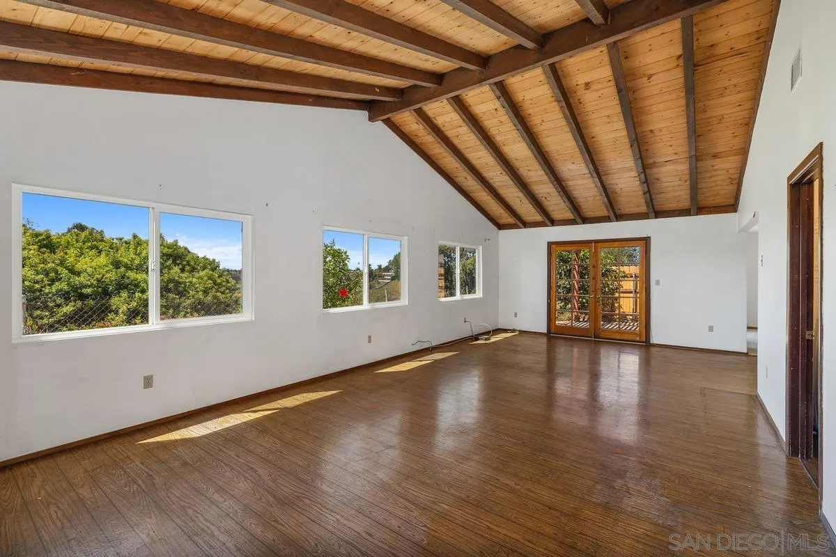 https://cdn.realtyfeed.com/cdn/127/250038095/6d55d5678b574279d407c26b2eec3edc.webp
