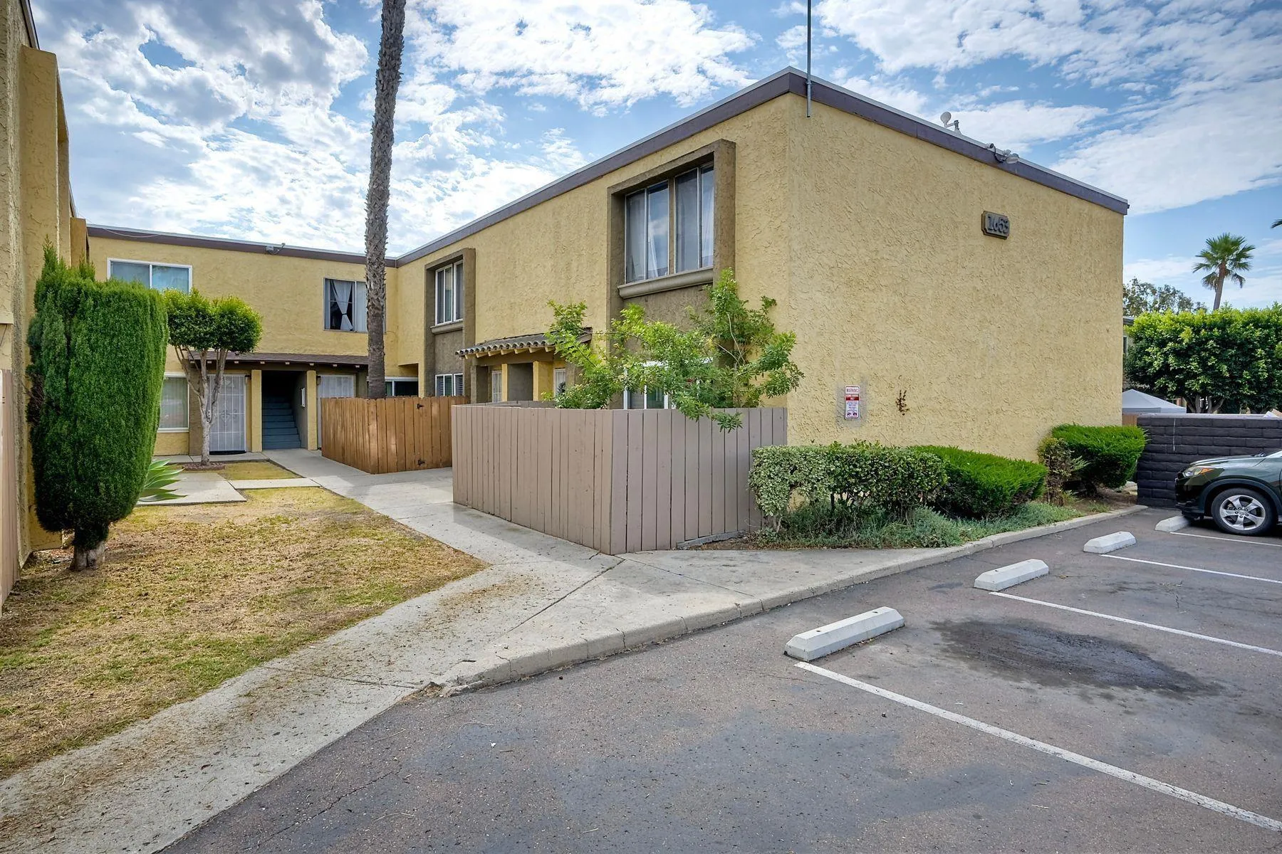 Photo #2: 250038096 Listing 