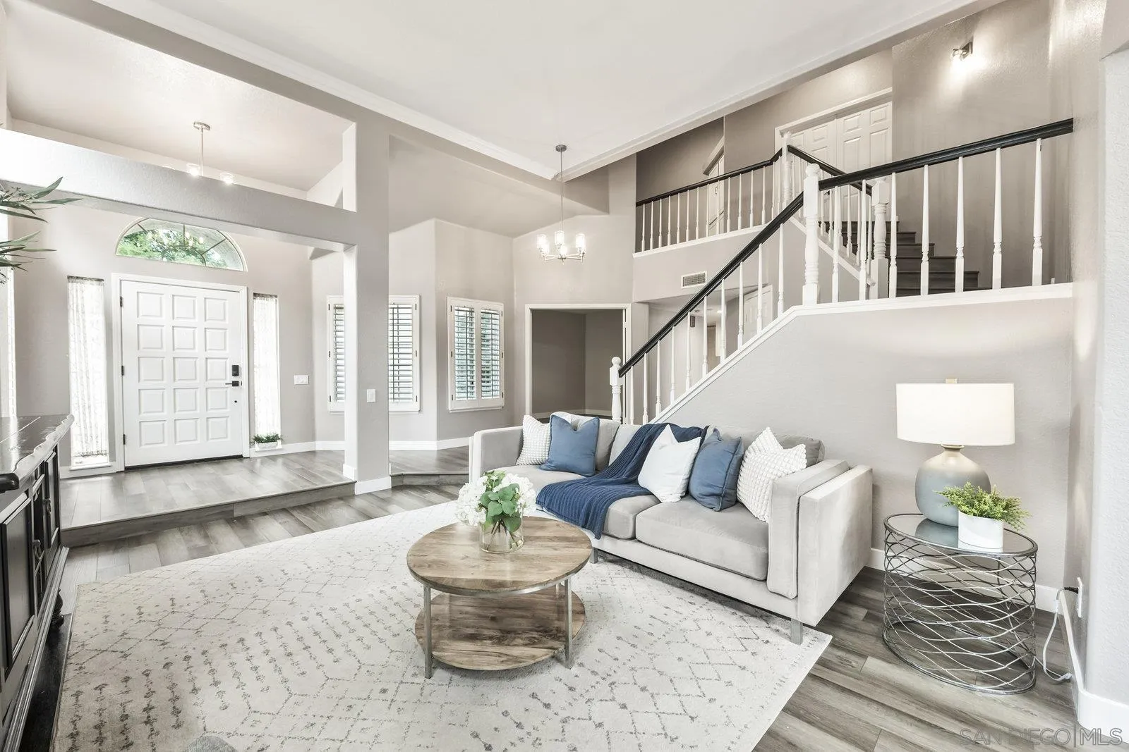 https://cdn.realtyfeed.com/cdn/127/250038101/caf0ee9325d624e2263e2735796ad511.webp
