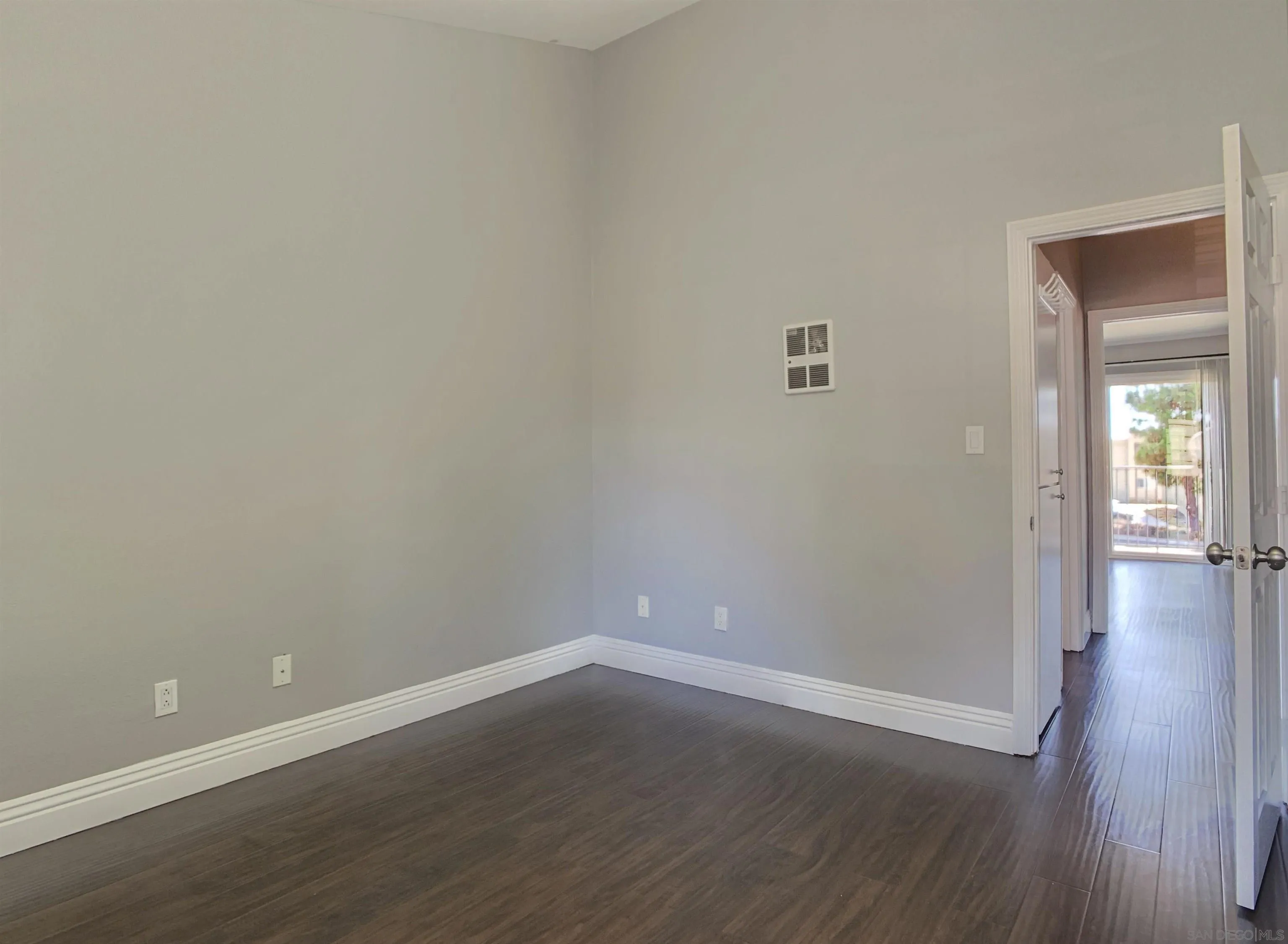 https://cdn.realtyfeed.com/cdn/127/250038103/43193d659e1e6f27b59a9caa726e29a4.webp