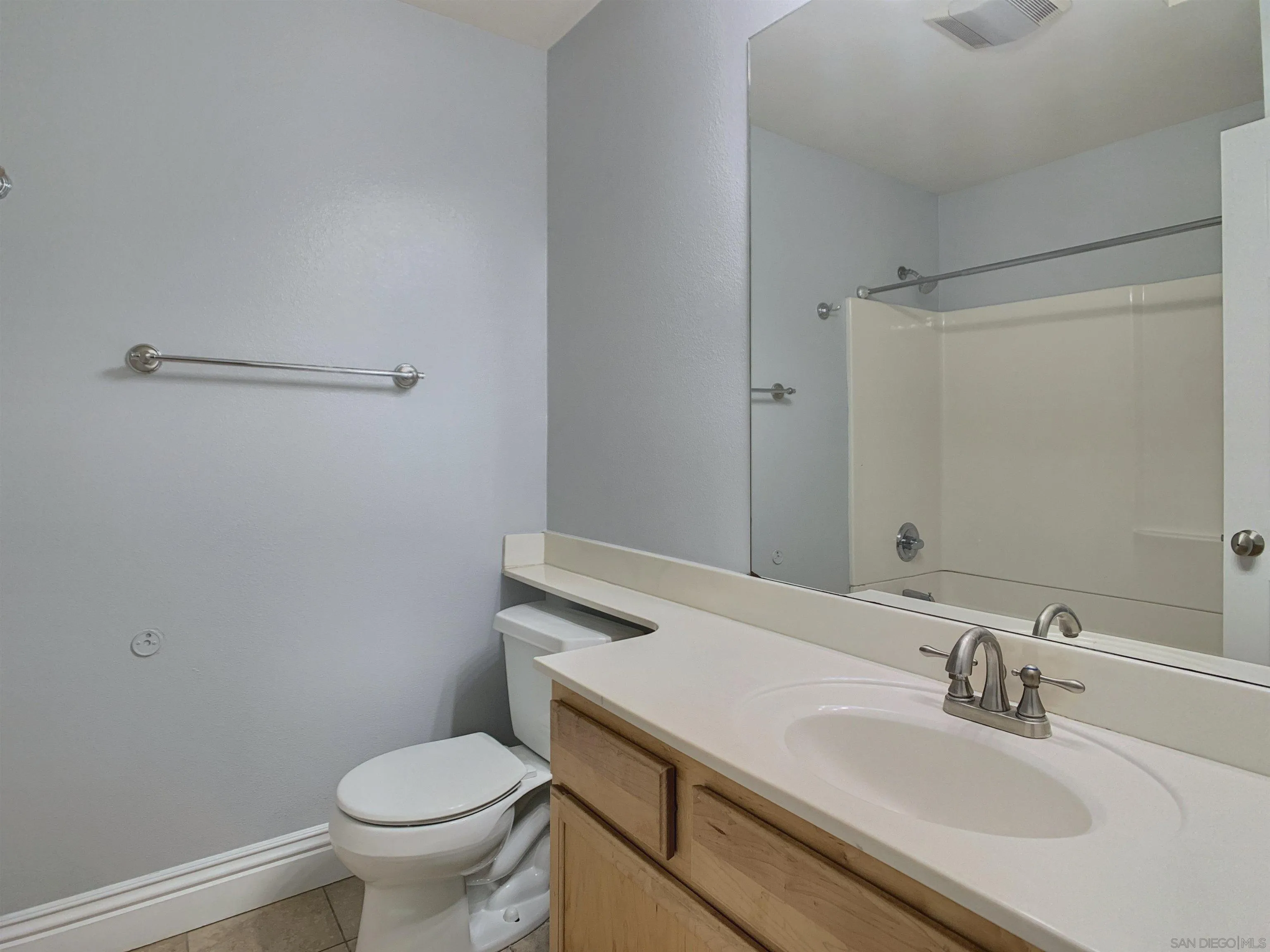 https://cdn.realtyfeed.com/cdn/127/250038103/96bd44ab7047aa3e5635509195b6d0cc.webp