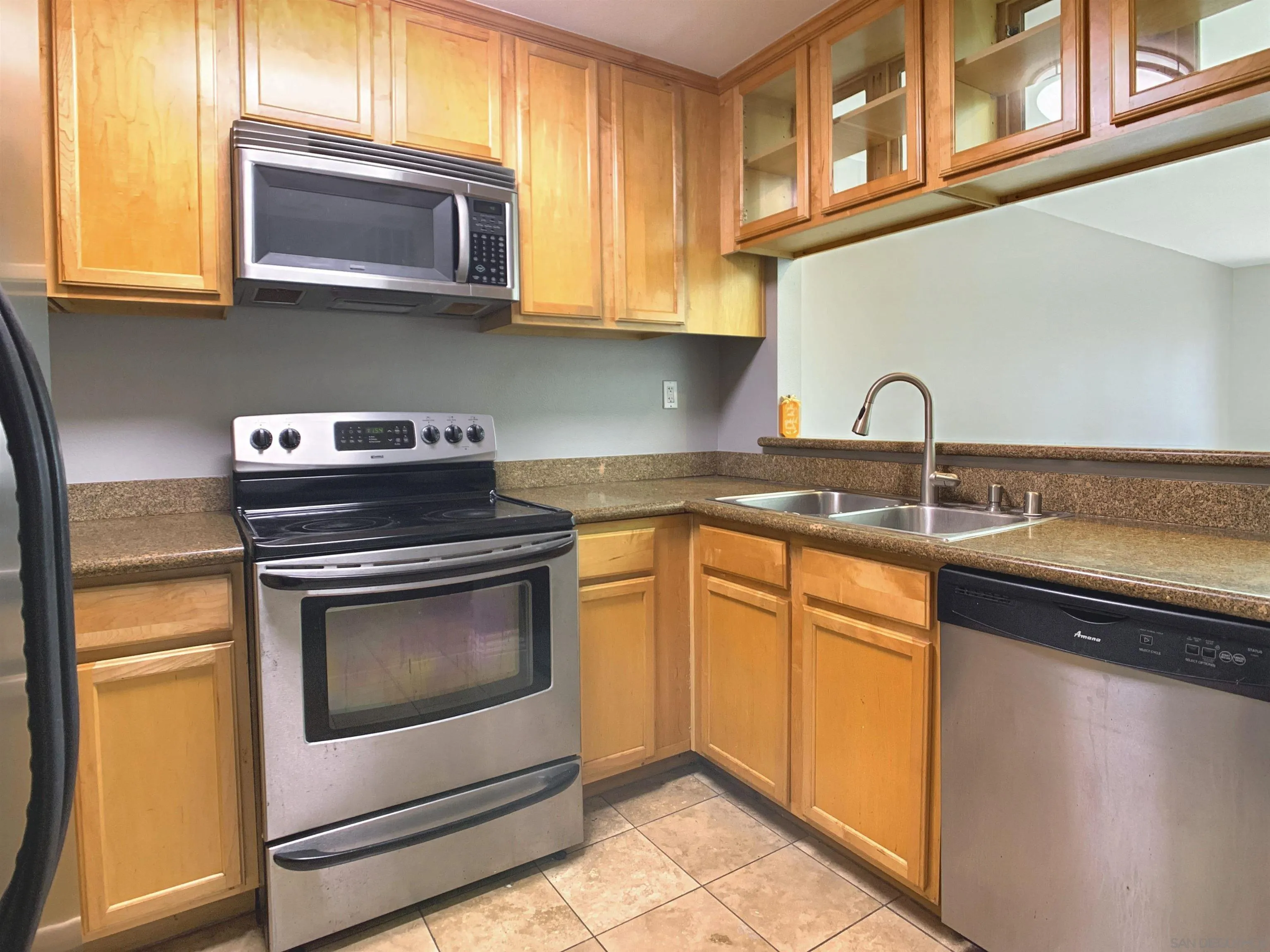 https://cdn.realtyfeed.com/cdn/127/250038103/b02d879c070a9d5071ab8d938d837167.webp