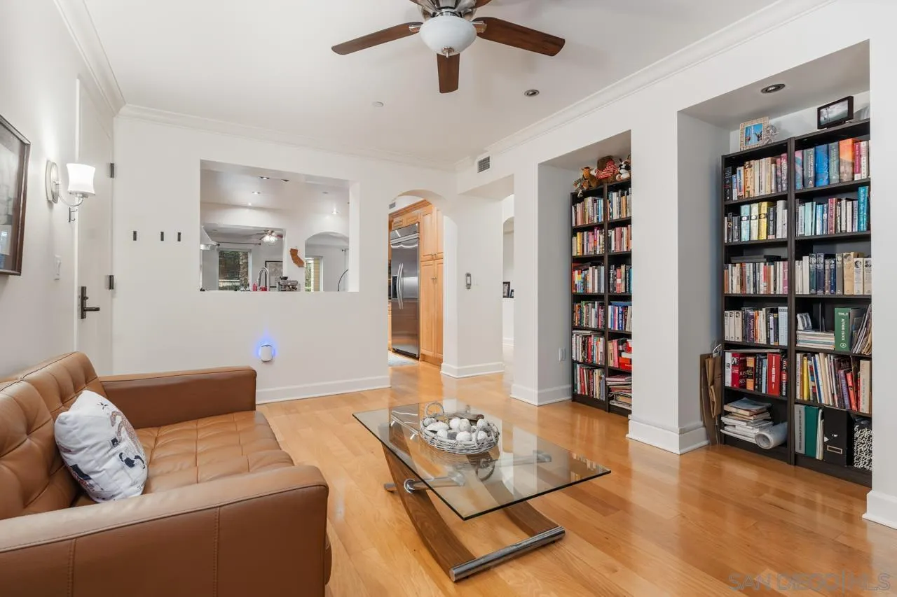 https://cdn.realtyfeed.com/cdn/127/250038104/8056c8cdea95dc7abfeb46b533df4942.webp
