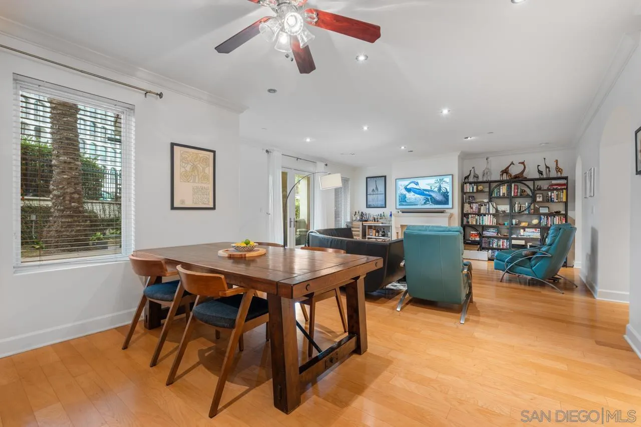 https://cdn.realtyfeed.com/cdn/127/250038104/8b9e33a86a4f618a5bb591ba135eb78b.webp