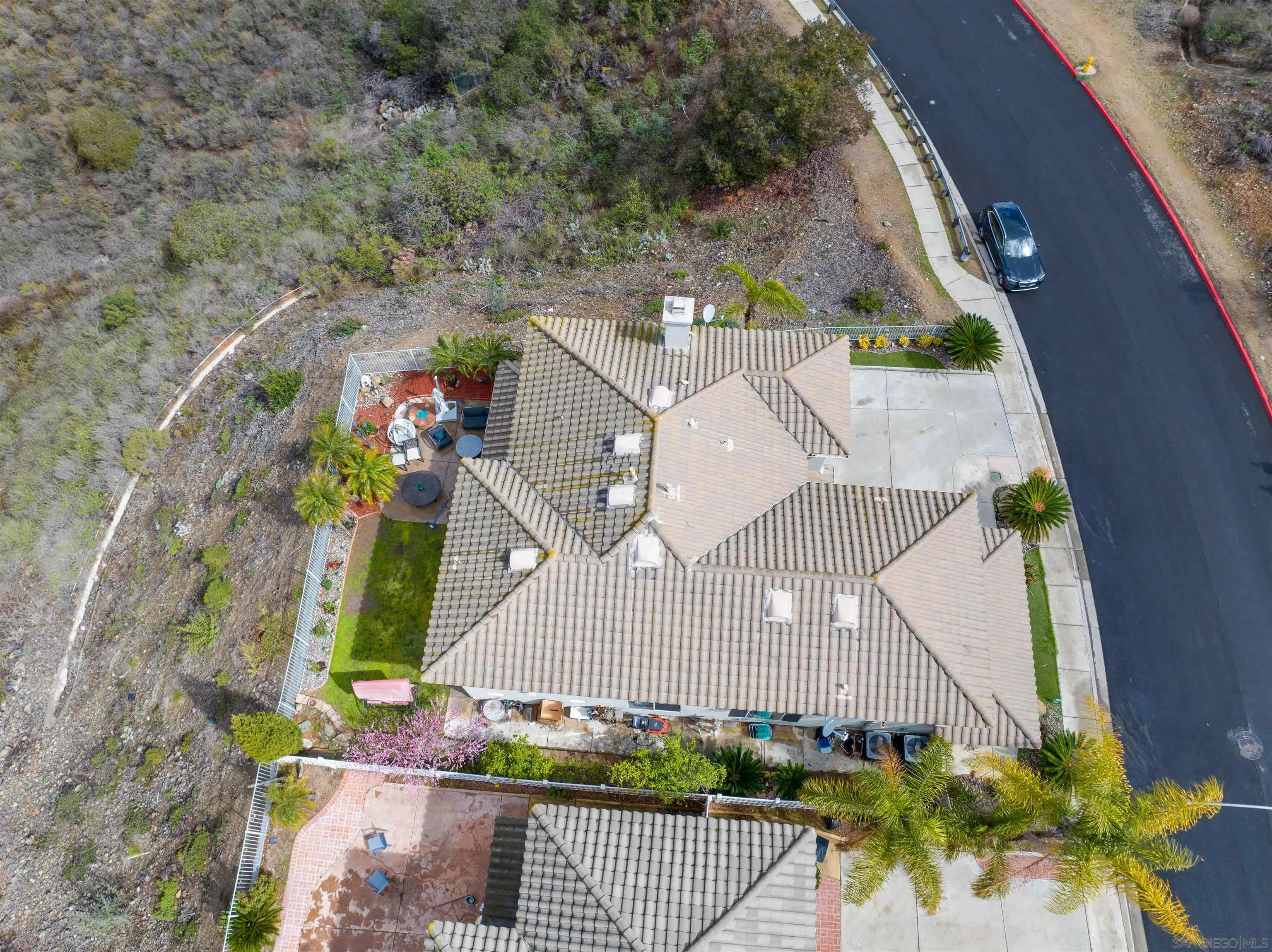 https://cdn.realtyfeed.com/cdn/127/250038106/74a43ce7caddf1a567f3b2d8dee0f3fd.webp