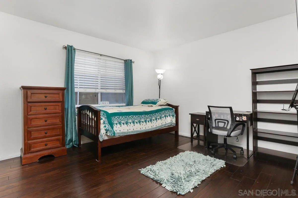 https://cdn.realtyfeed.com/cdn/127/250038111/33c0a3ed5f8daabedd447a3f7595e6f4.webp