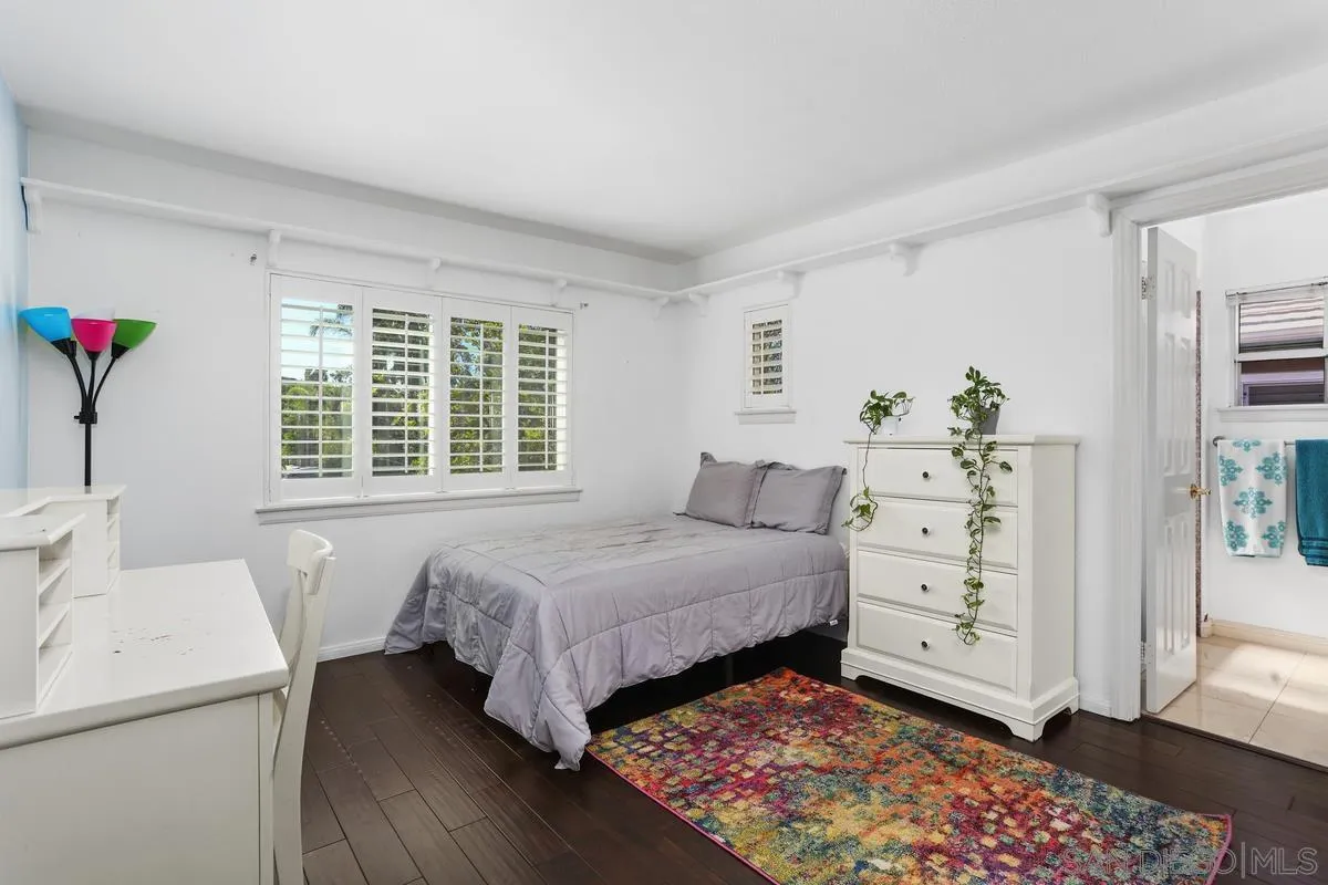 https://cdn.realtyfeed.com/cdn/127/250038111/e090ba4e59c4b06a2945ff744676e137.webp